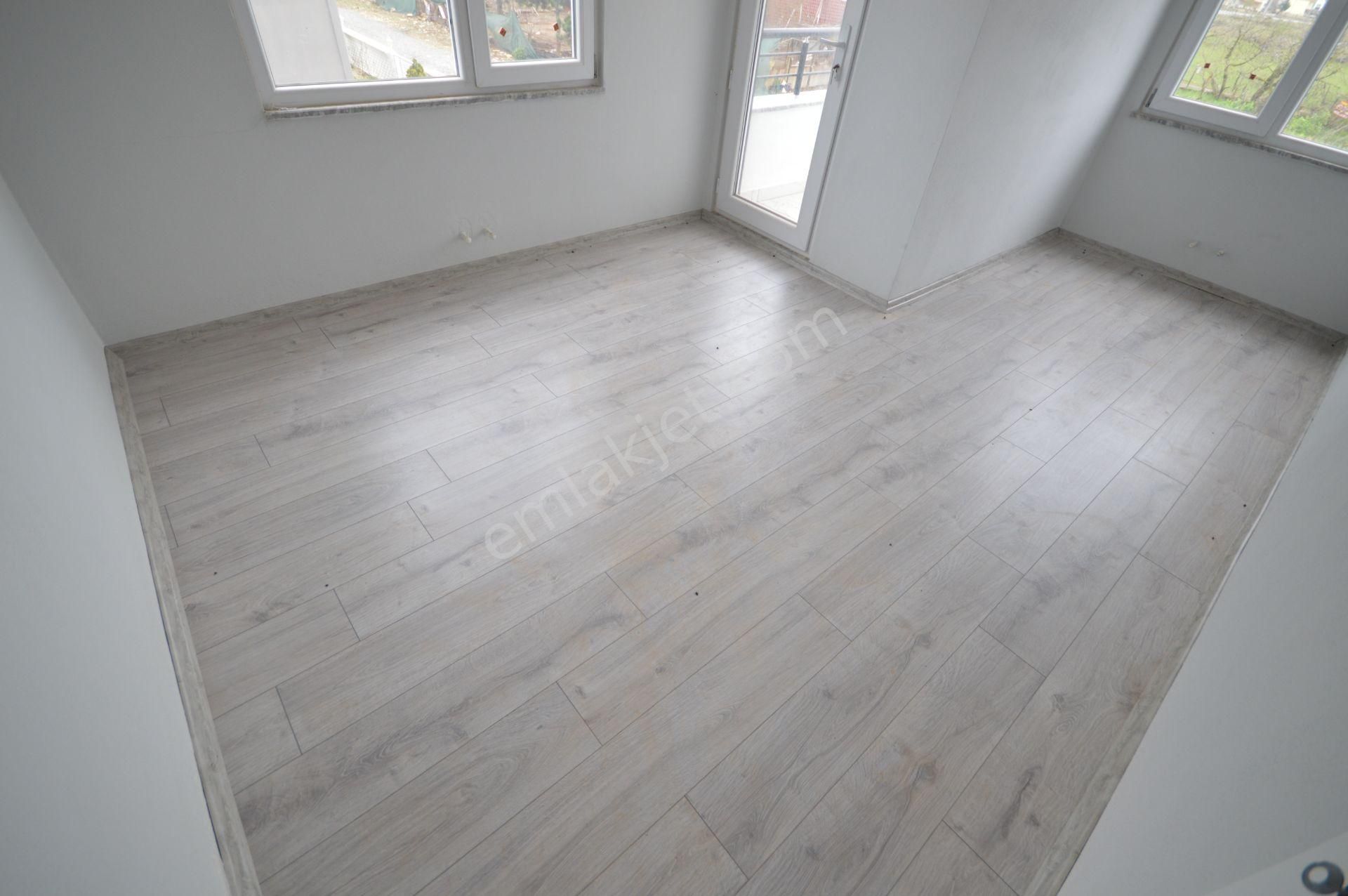 https://imaj.emlakjet.com/listing/13597743/5BAFB0DDE91952E1E0D18C6CEAC3CB1613597743.JPG