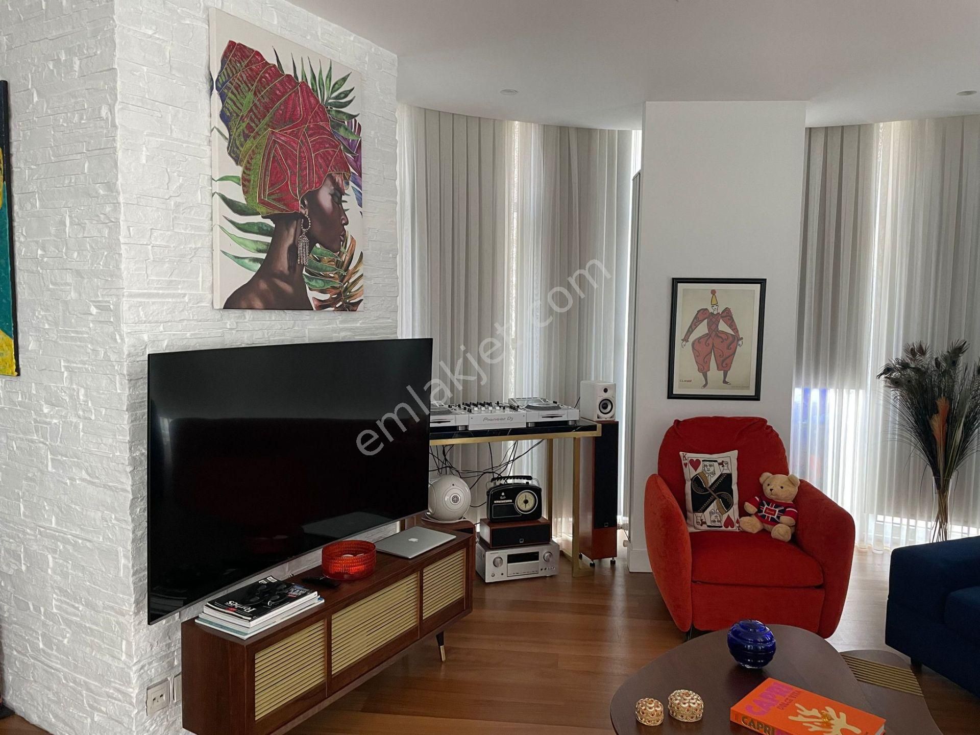 Beşiktaş Gayrettepe Satılık Residence  SELENIUM PANORAMA 2+1 KELEPİR KİRACISIZ SORUNSUZ BOŞ DAİRE