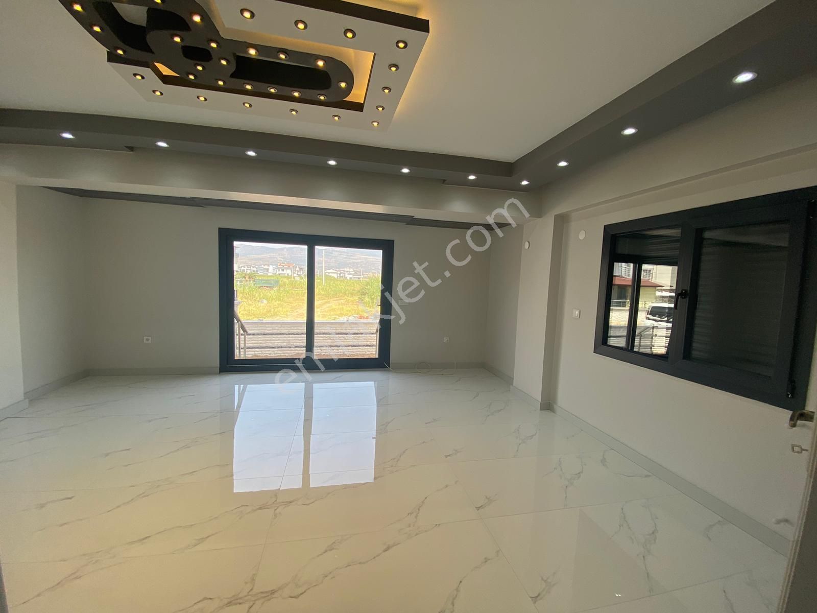 Güven Emlak'tan Cumhuriyette Ultra Lüks Satılık Müstakil Villa - Görsel 7