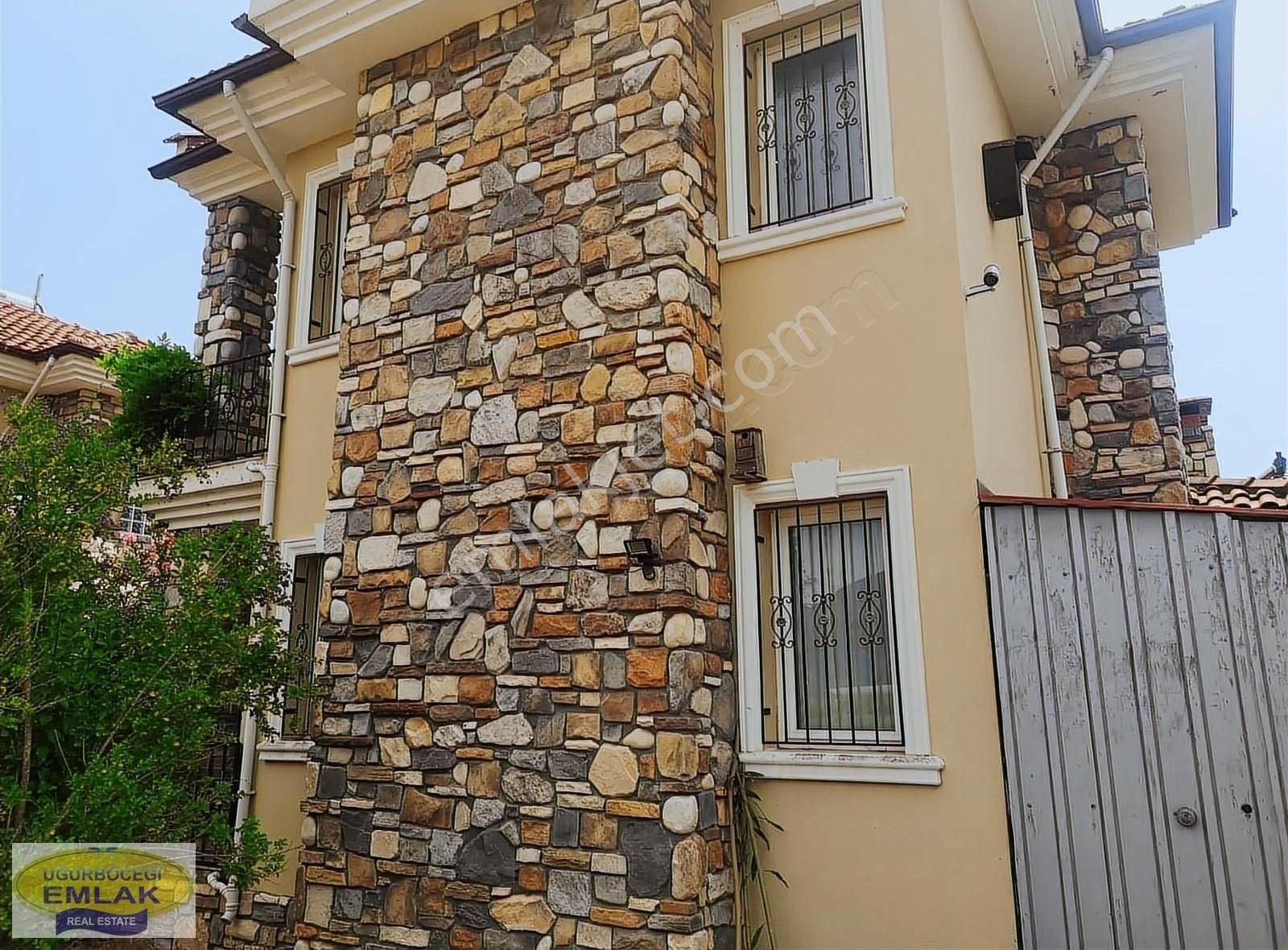 Dalaman Altıntas'da Havuzlu Eşyalı Villa - Görsel 3