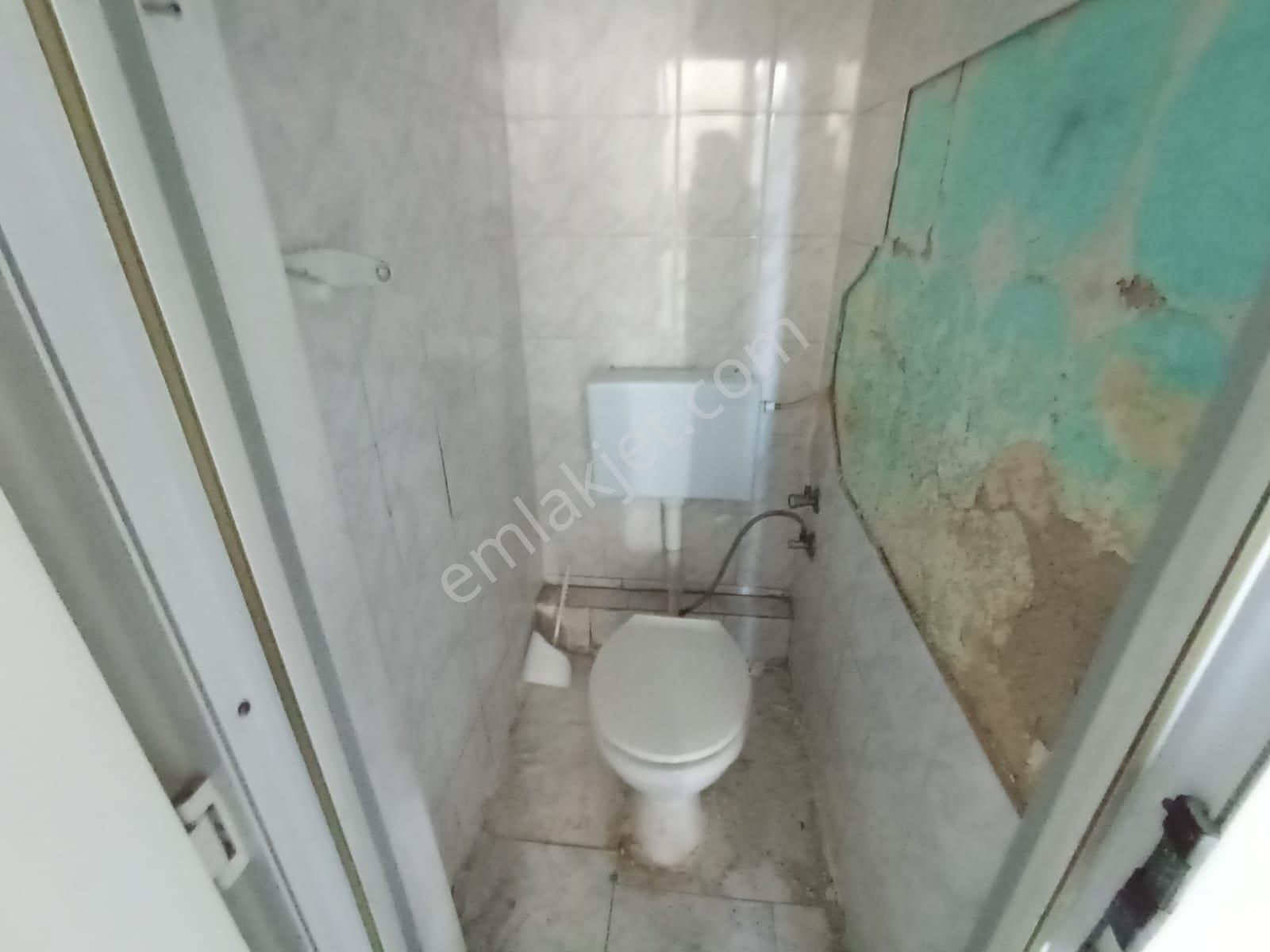 Mühendis Emlak'tan Aşık Veysel Mah. Emekli Yada Bekar Erkeğe 2+1 100 M2 2.kat Daire Kiralıktır. - Görsel 8