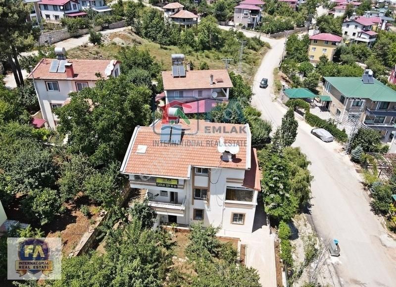 Toroslar Gözne Satılık Villa FA'DAN GÖZNE YAYLASINDA MEYVA BAHÇESİ İÇERESİNDE LÜX 4+2 VİLLA