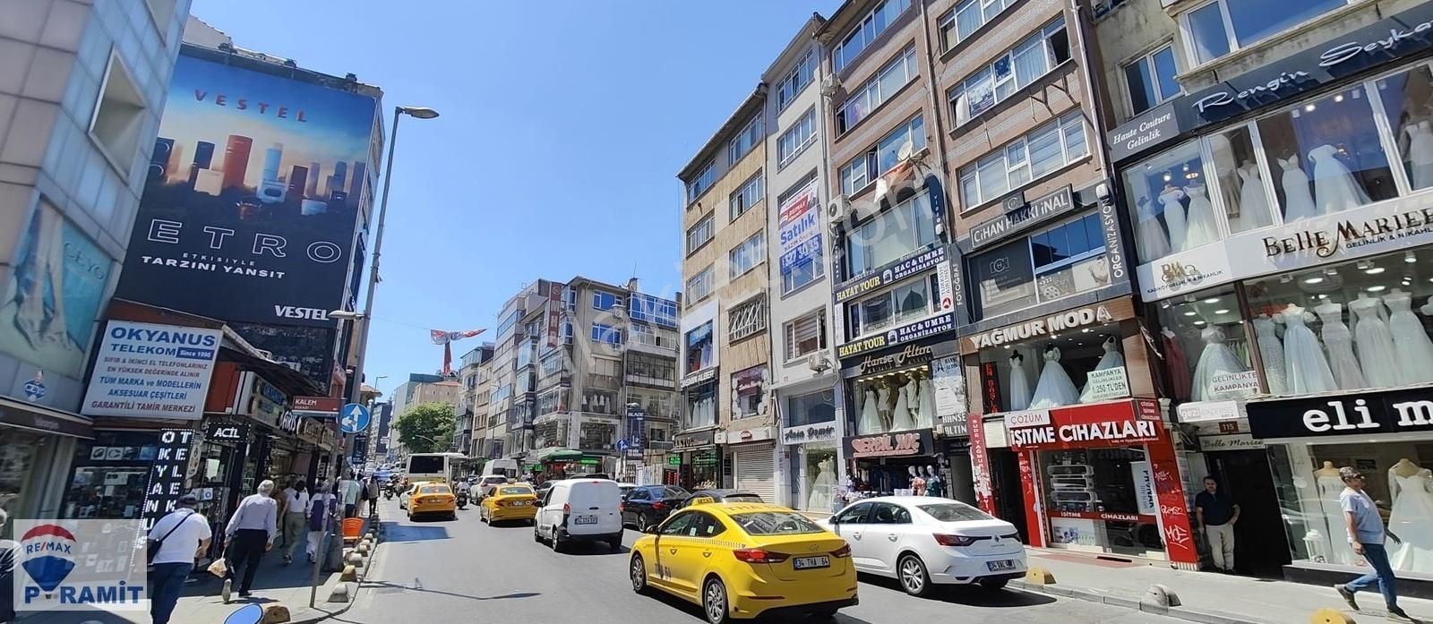 Kadıköy Rasimpaşa Satılık Bina Söğütlüçeşme Caddesi Üzerinde 6 Katlı Satılık Bina...