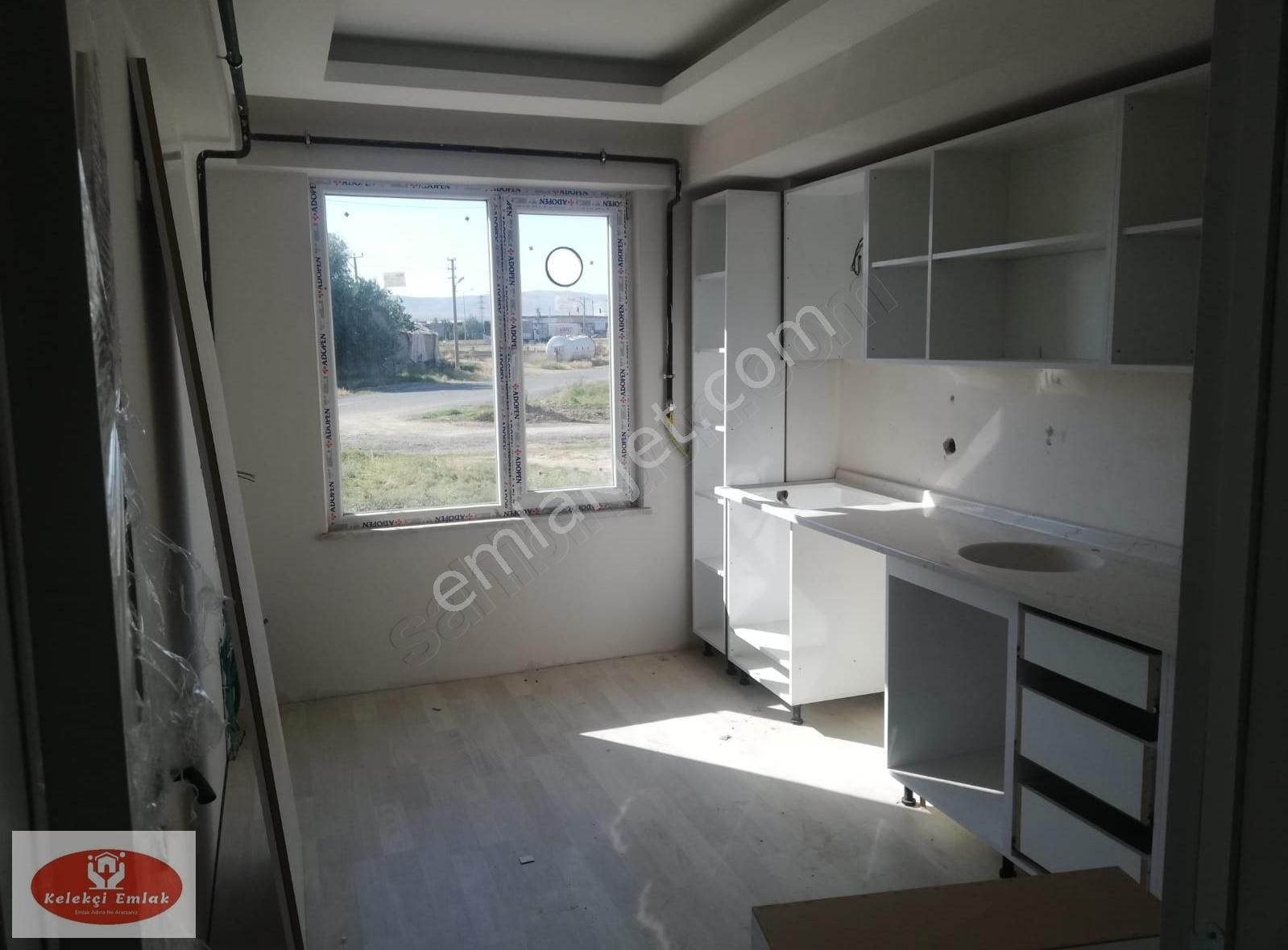 https://imaj.emlakjet.com/listing/13642017/98861151A35A910A0AEB74D4E504FF5213642017.jpg