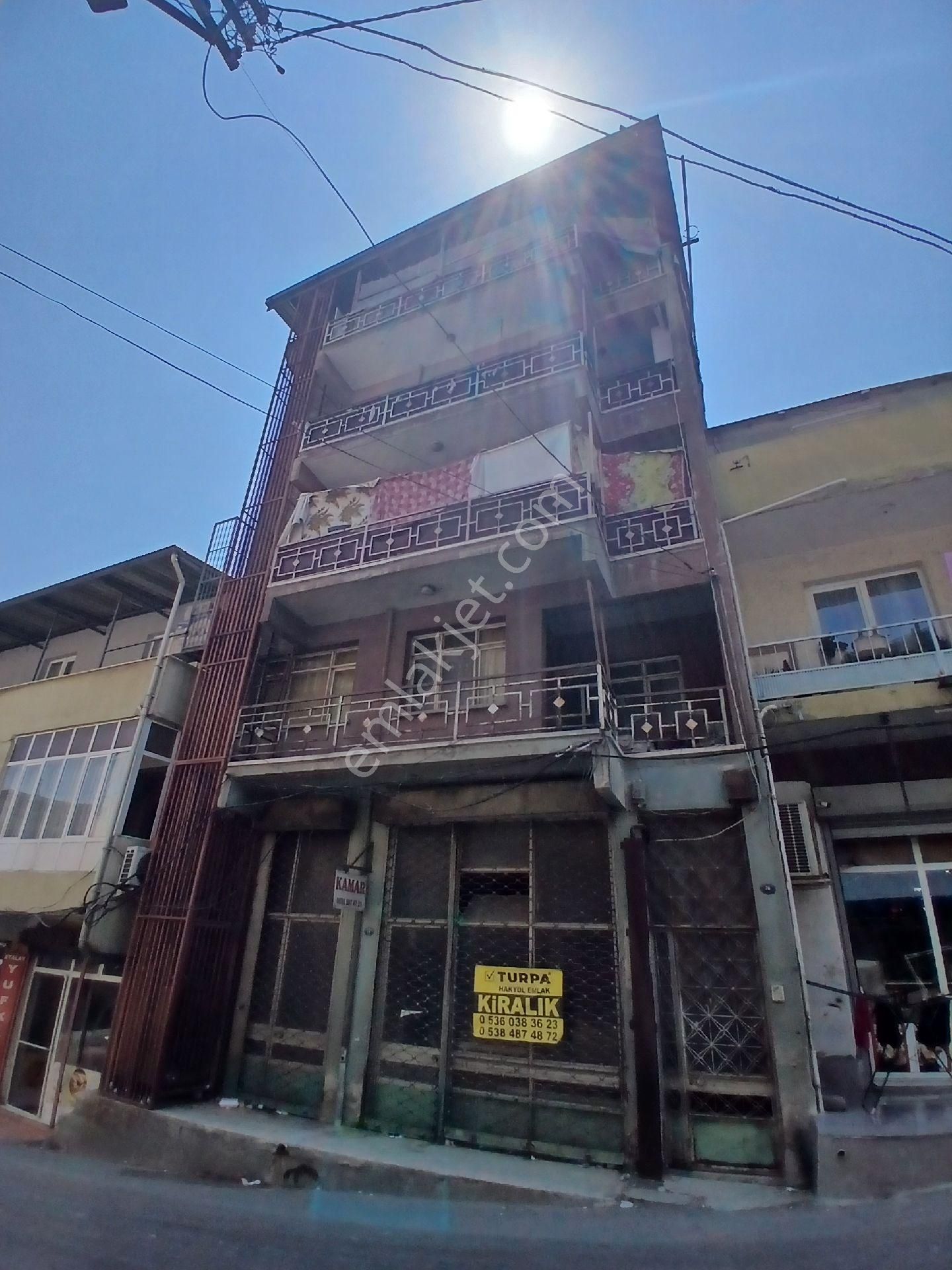 Satılık İşlek Cadde Üstü 130 M2 4 Kat + 1 Dükkan Yatırıma Bire Bir