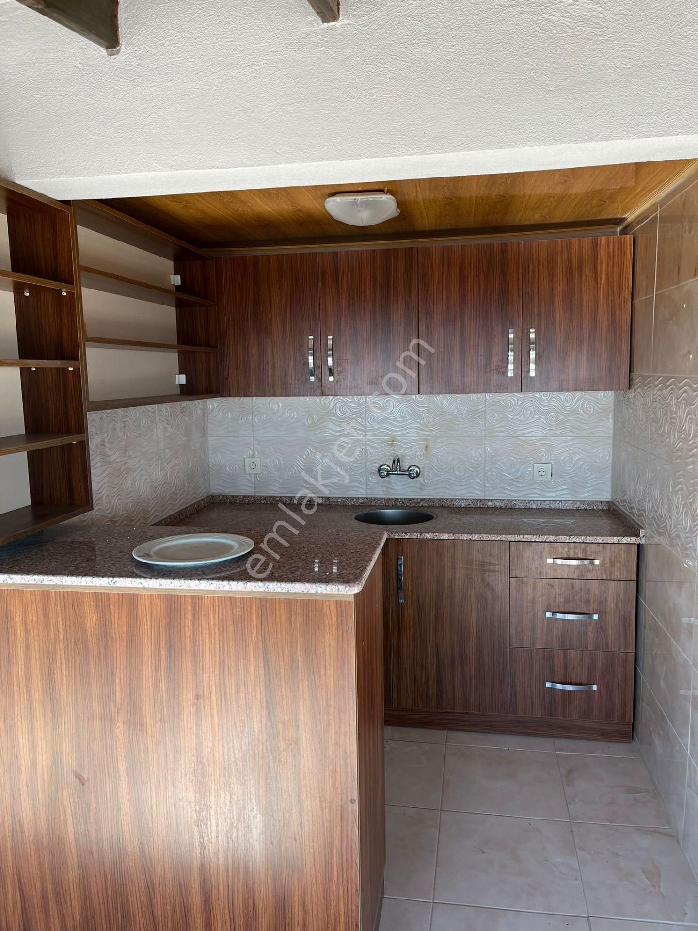 Güzelbahçe Payamlıda Satılık Muhteşem Lokasyonda Ev Ve Arazi - Görsel 18