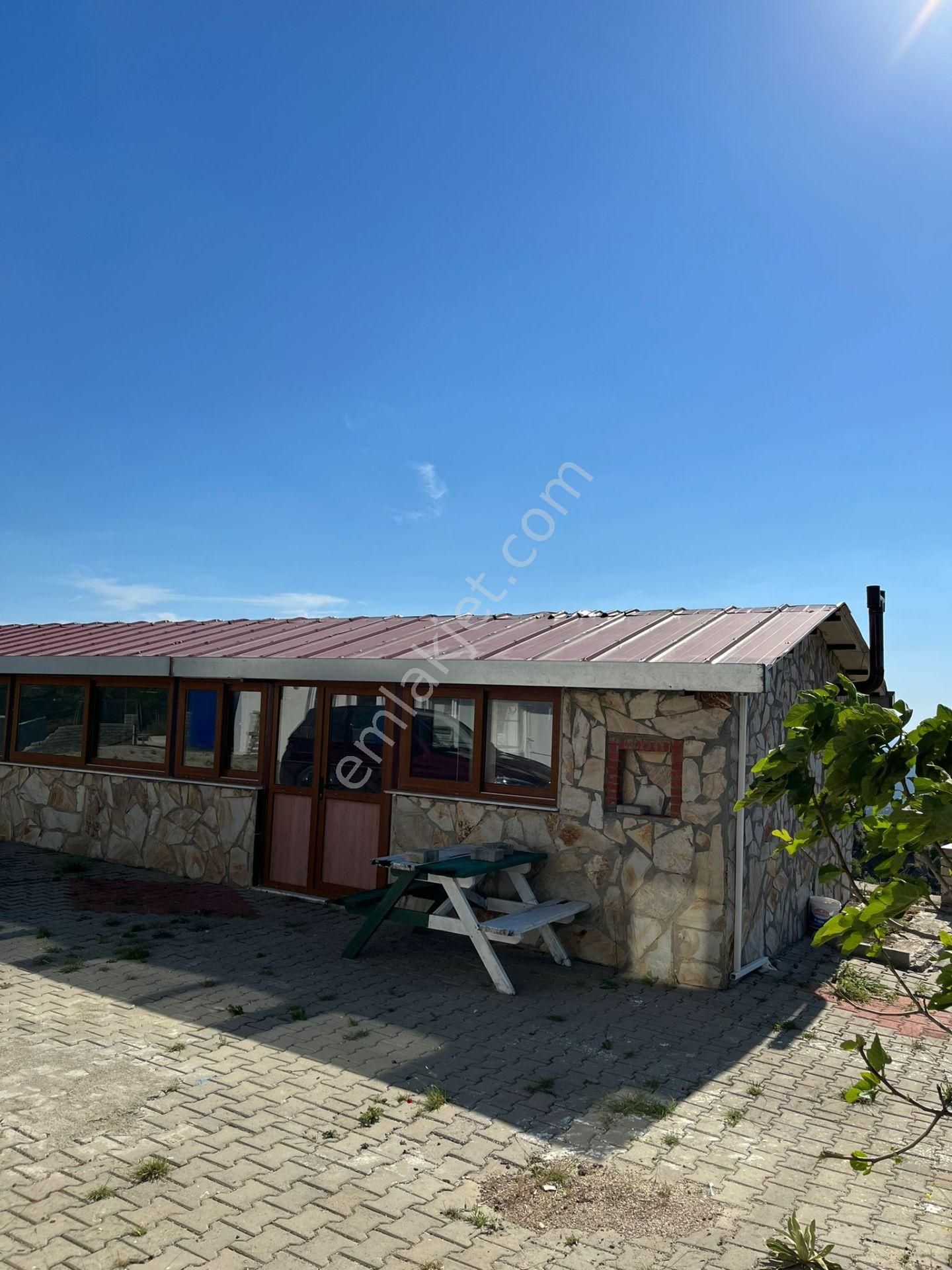 Güzelbahçe Payamlıda Satılık Muhteşem Lokasyonda Ev Ve Arazi - Görsel 16