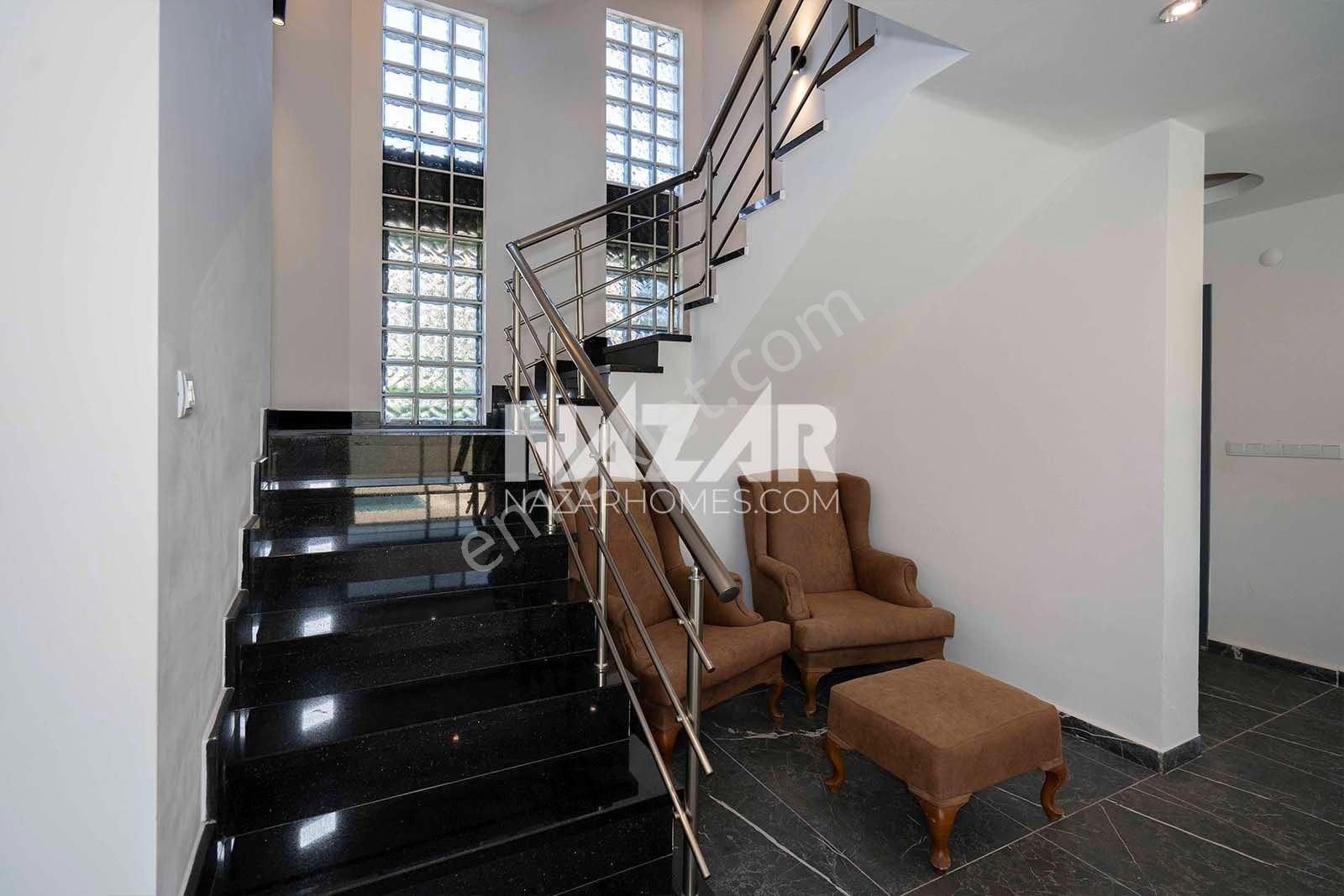 Alanya’da Deniz Manzaralı Satılık Lüks Müstakil Villa