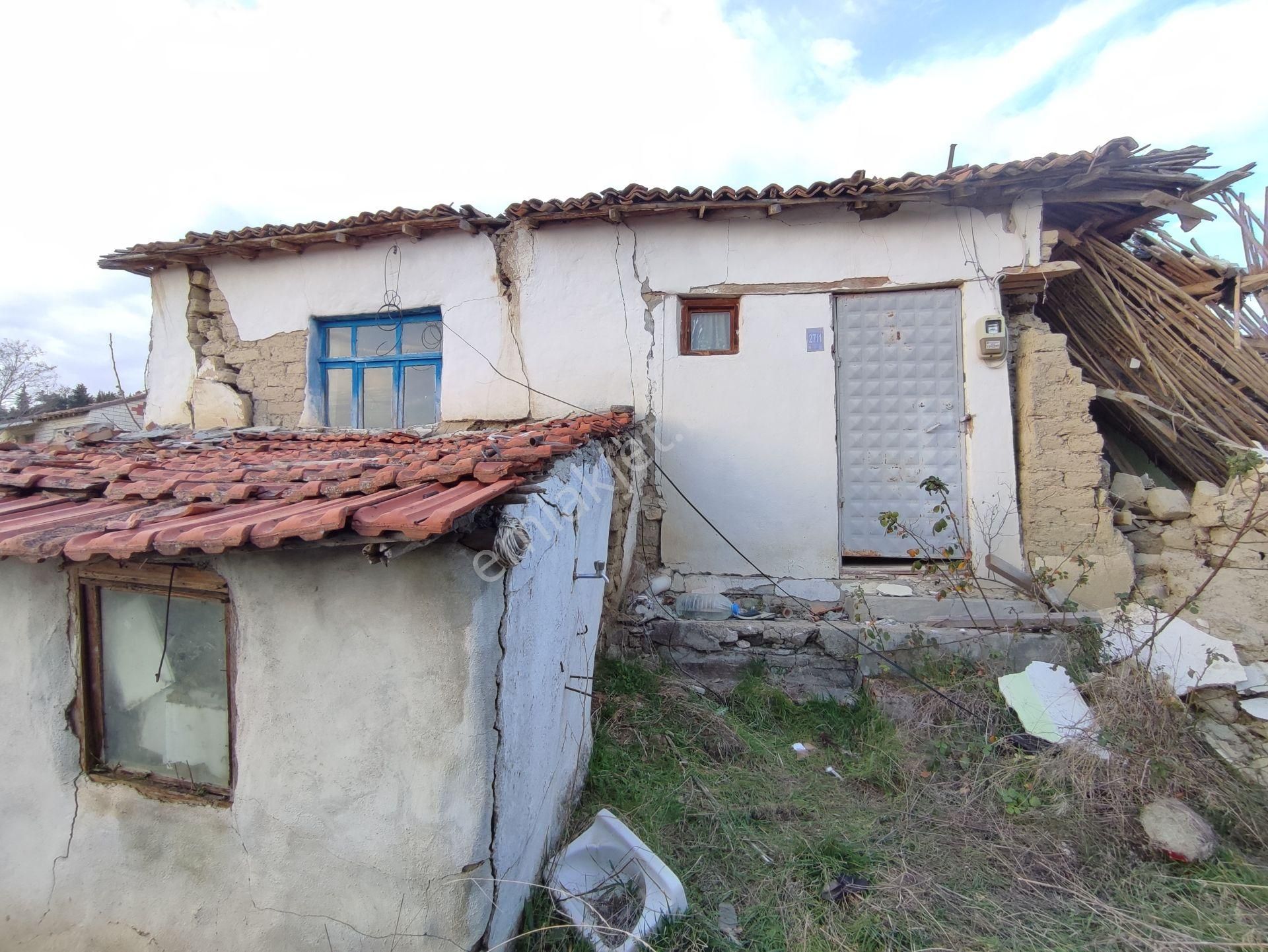 Bulut Yatırımdan 670 M² % 40 Köy İçi İmarlı Deniz Manzaralı Arsa - Görsel 11