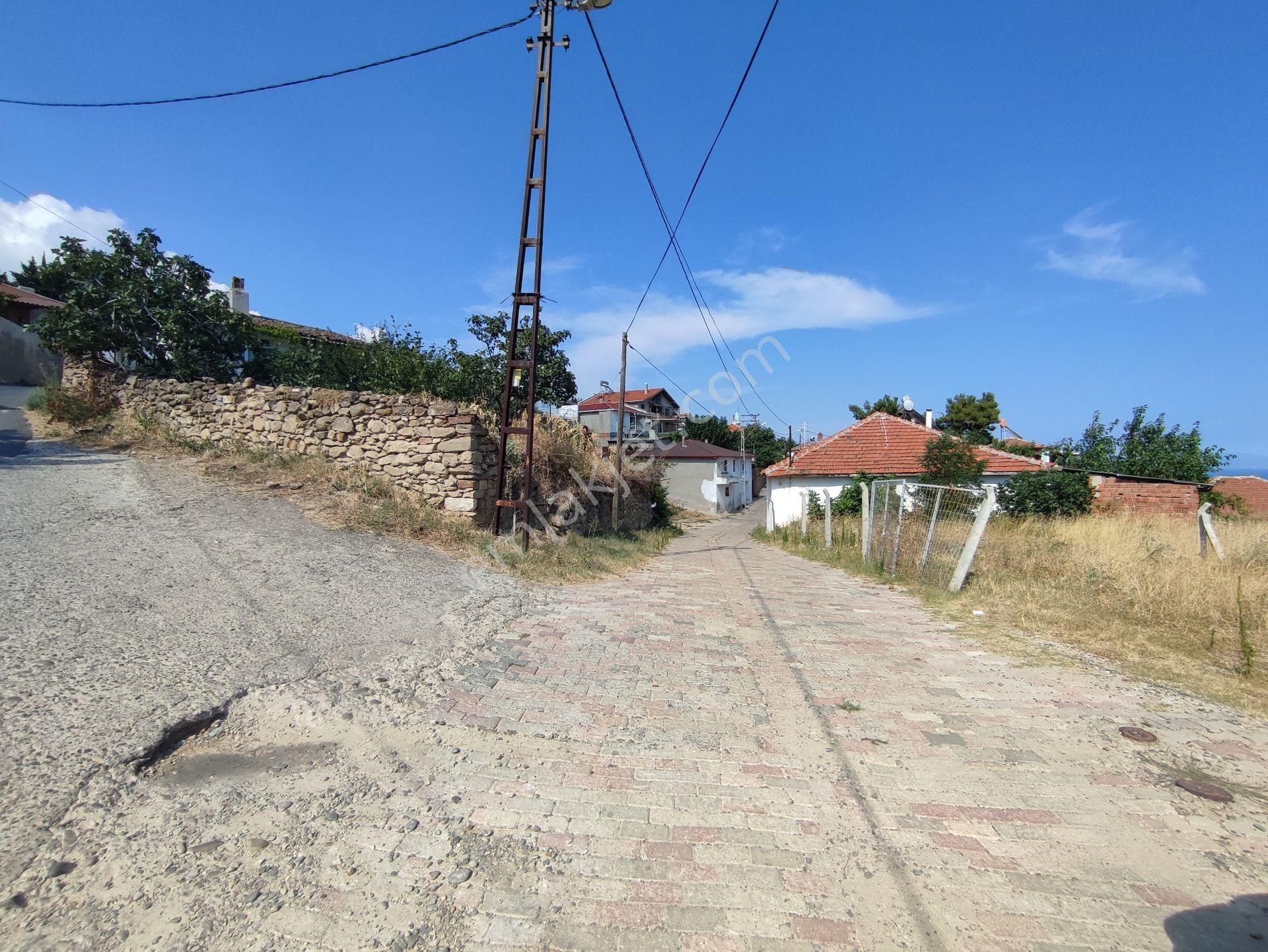 Bulut Yatırımdan 670 M² % 40 Köy İçi İmarlı Deniz Manzaralı Arsa - Görsel 3
