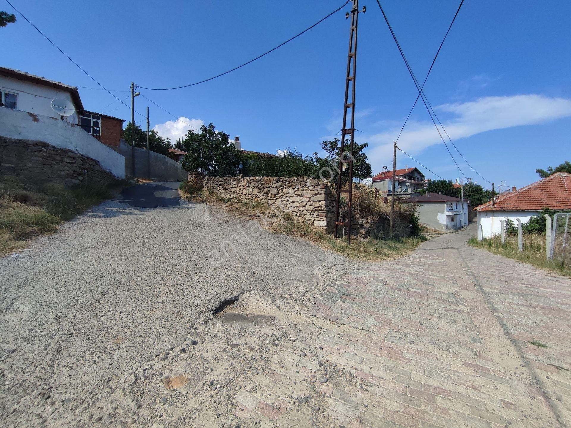 Bulut Yatırımdan 670 M² % 40 Köy İçi İmarlı Deniz Manzaralı Arsa - Görsel 4
