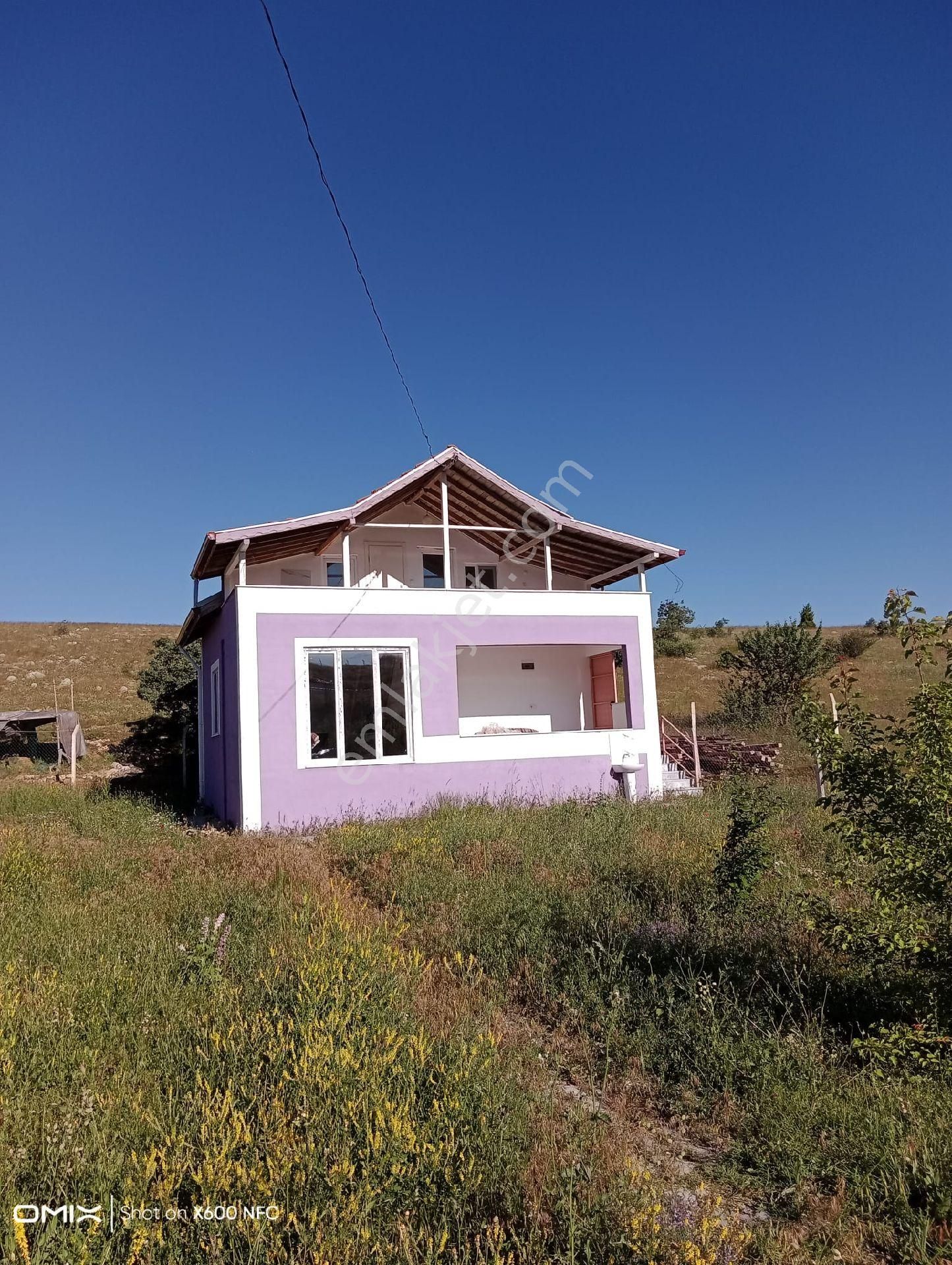 Çorum Merkez Pancarlık Köyü (Pancarlık Mücavir) Satılık Bağ & Bahçe pancarlıkta satılık imar bakışından faydalanılmış içinde evi olan satılık hobi bahçesi