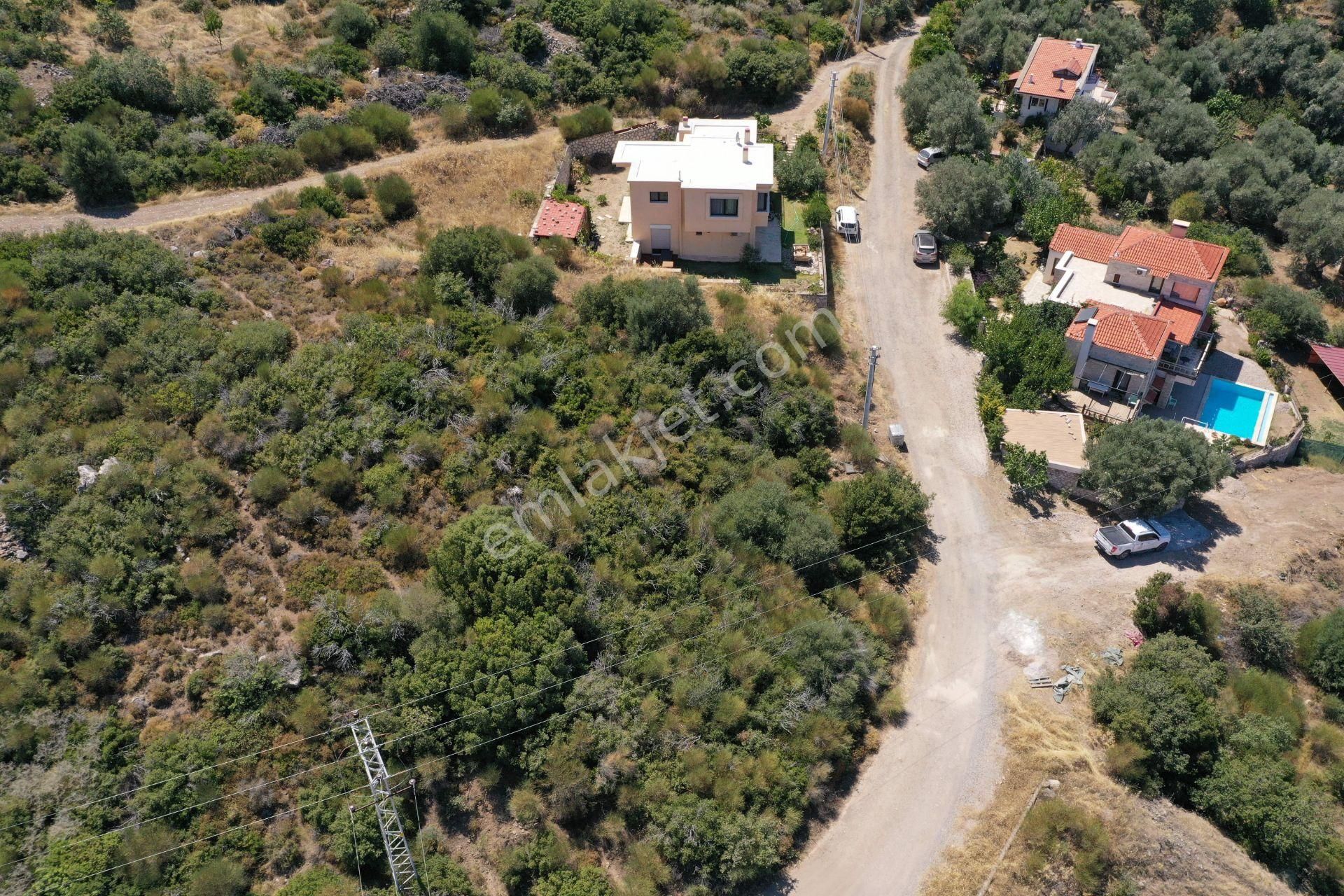 Karaburun Merkez'de 730 M² Deniz Manzaralı İmarlı Arsa - Görsel 4