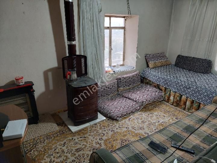 Gödrenli De Oturulabilir Müstakil Ev Arsa (kargir Ev/dam) - Görsel 8