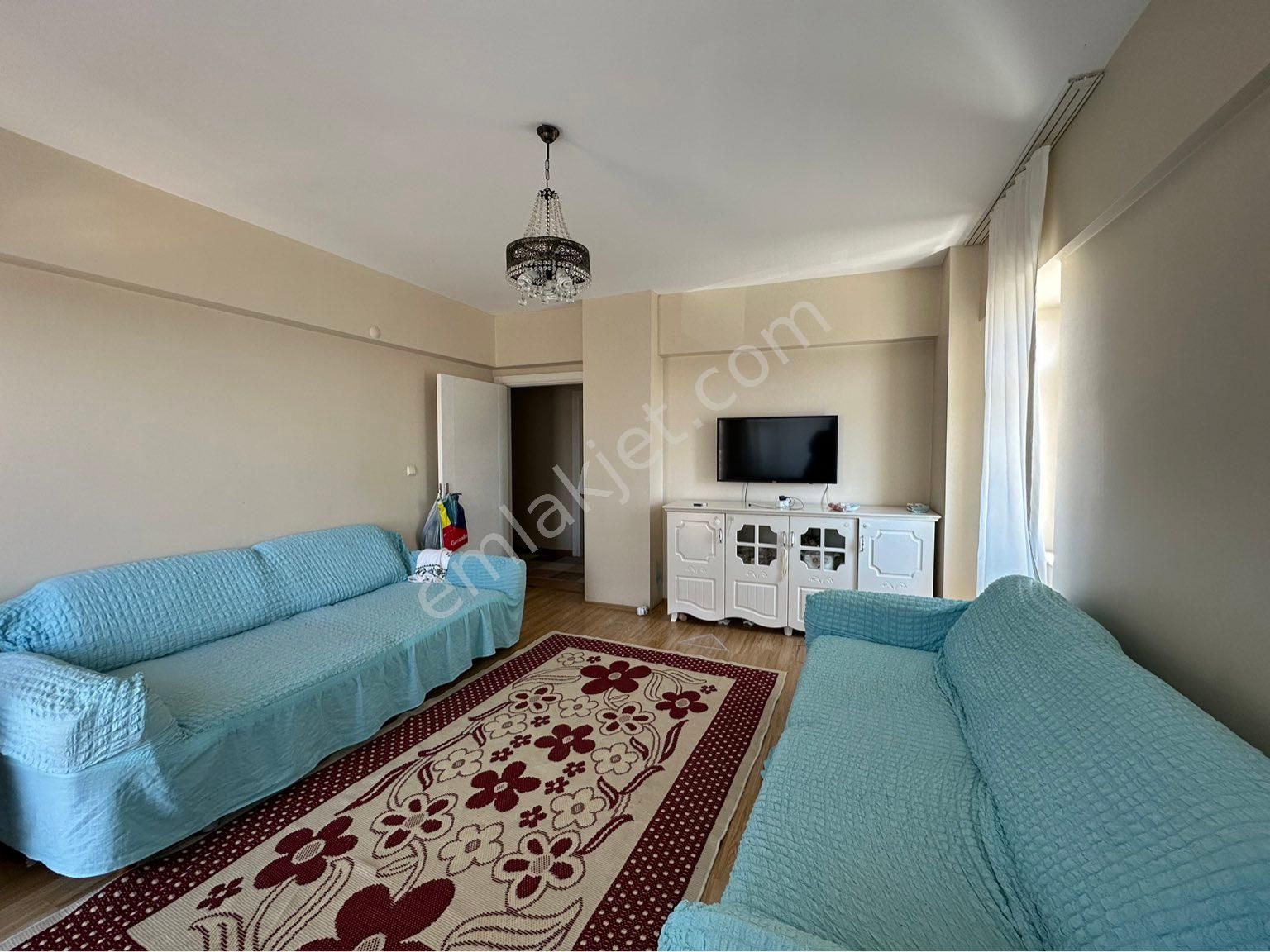 https://imaj.emlakjet.com/listing/13683886/0DA27AECECE6EC6A2FC9DAF5B96115FA13683886.jpg