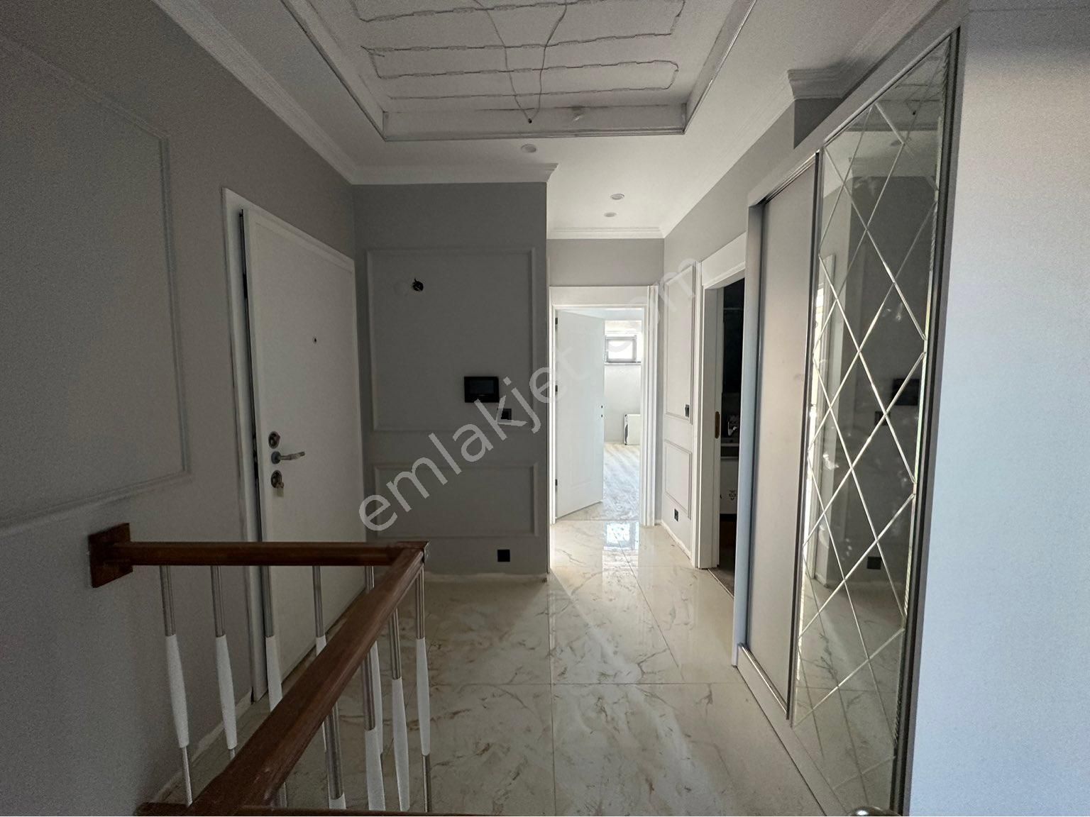 https://imaj.emlakjet.com/listing/13686432/07D96202818616D083ADA0AAB1CC6EF913686432.jpg