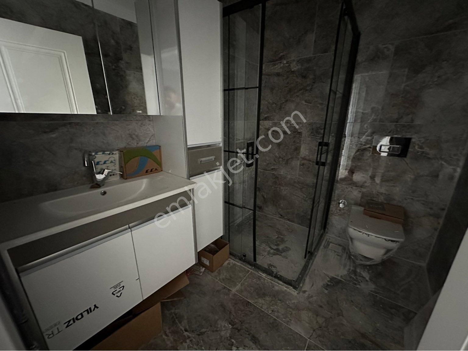 https://imaj.emlakjet.com/listing/13686432/5C3B6295D2629B47E3F4C8E0782F253013686432.jpg