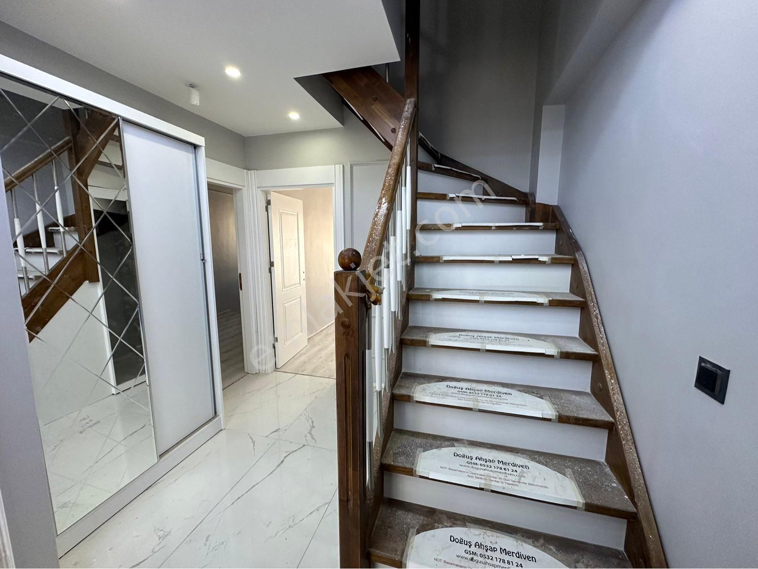 https://imaj.emlakjet.com/listing/13686432/73BFBE31FA016A35DBAB2F4F368AA97113686432.jpg