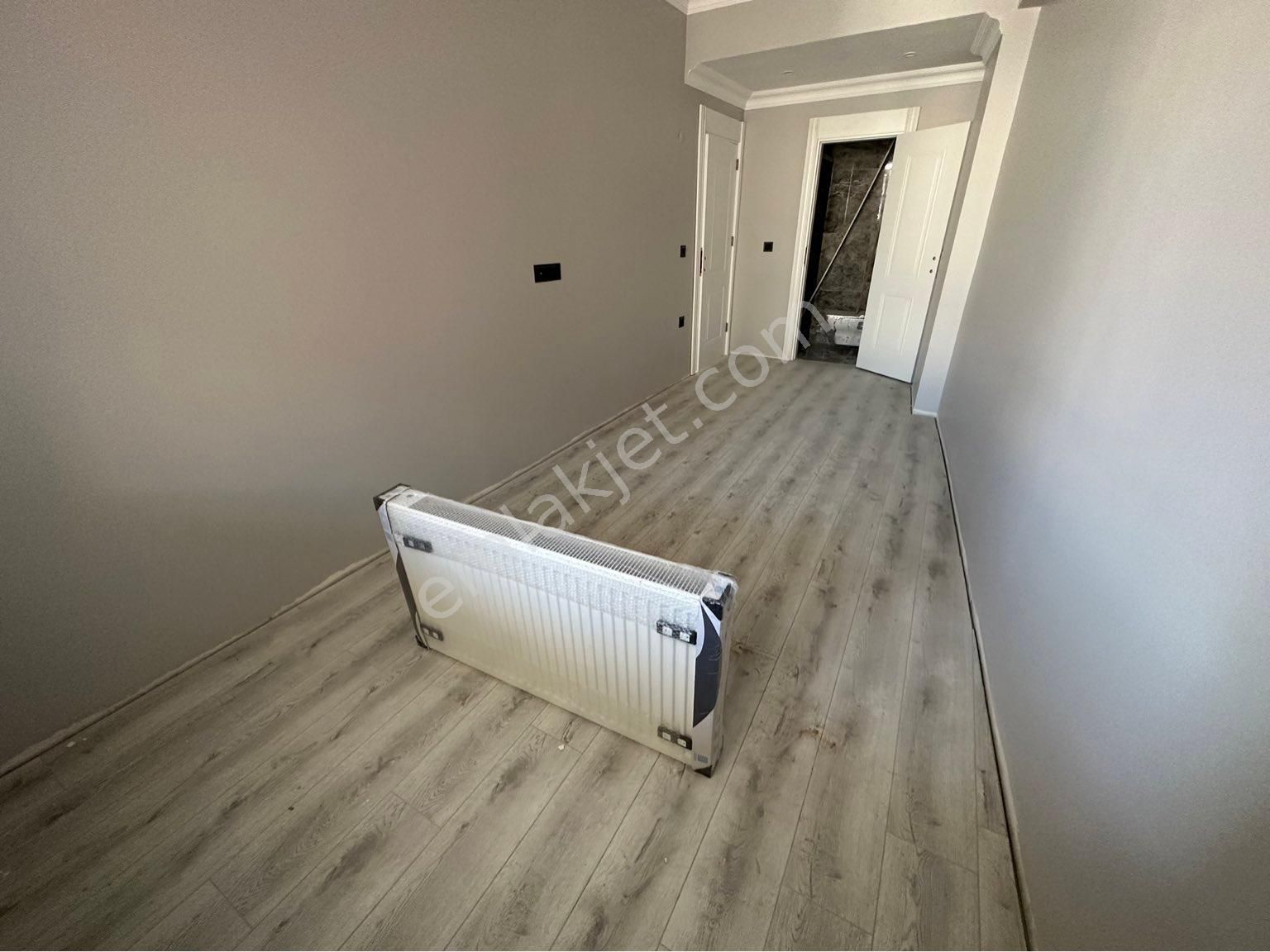 https://imaj.emlakjet.com/listing/13686432/EBAE04637A849C50D9F3E24BE8C2F5DA13686432.jpg