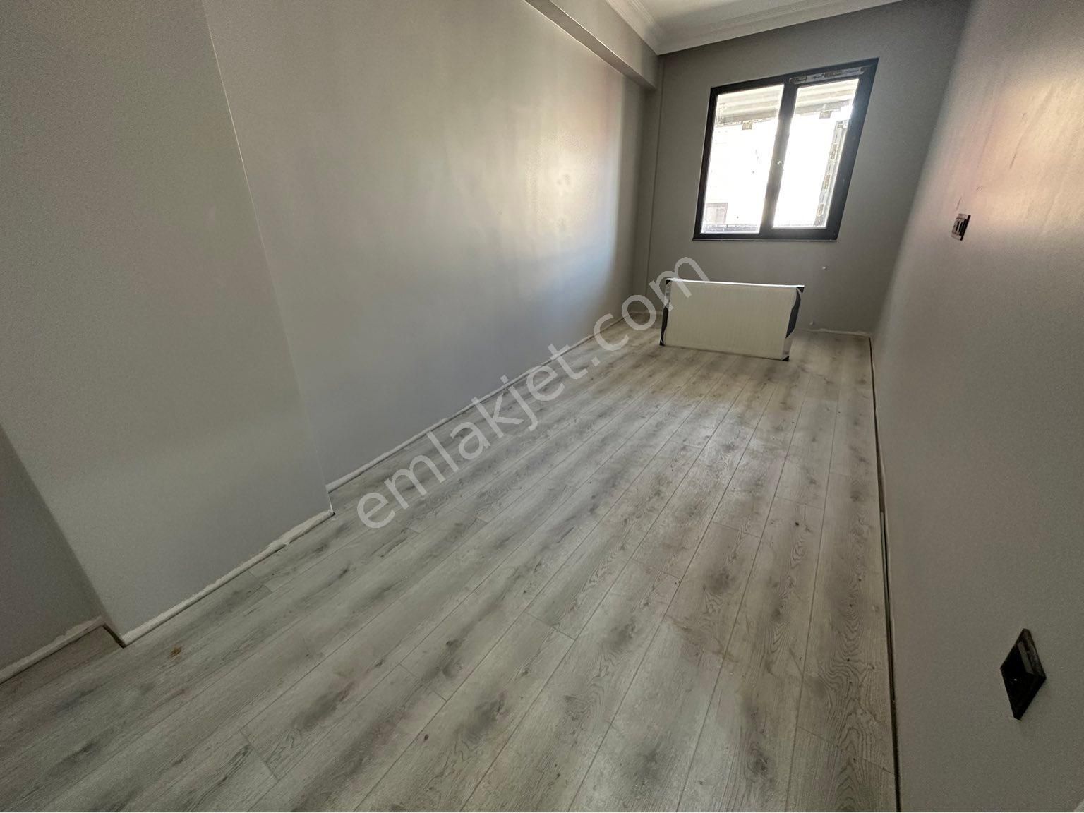 https://imaj.emlakjet.com/listing/13686432/F2ACA32AD680A9F3D91279CC5350D2B013686432.jpg
