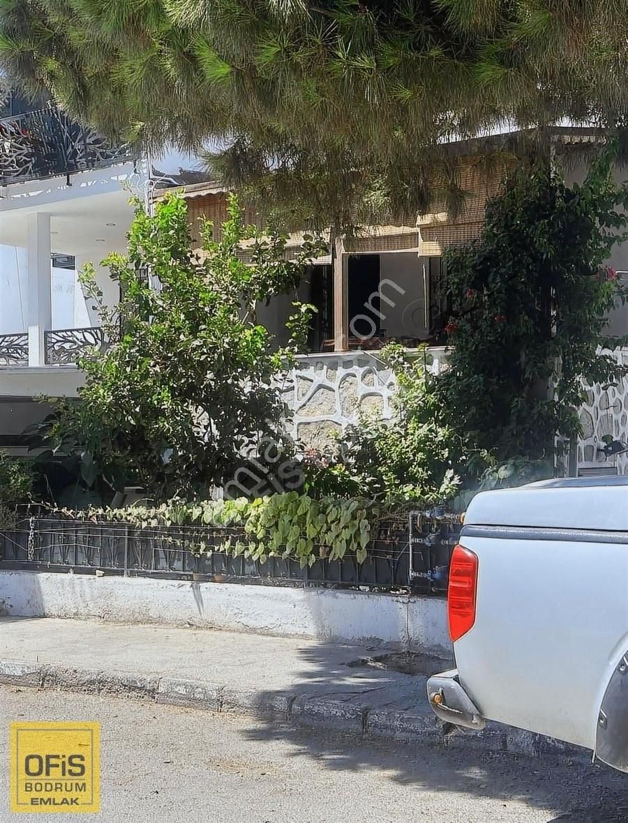 Turgutreis Merkezde Satılık 3+1 Tripleks - Görsel 2