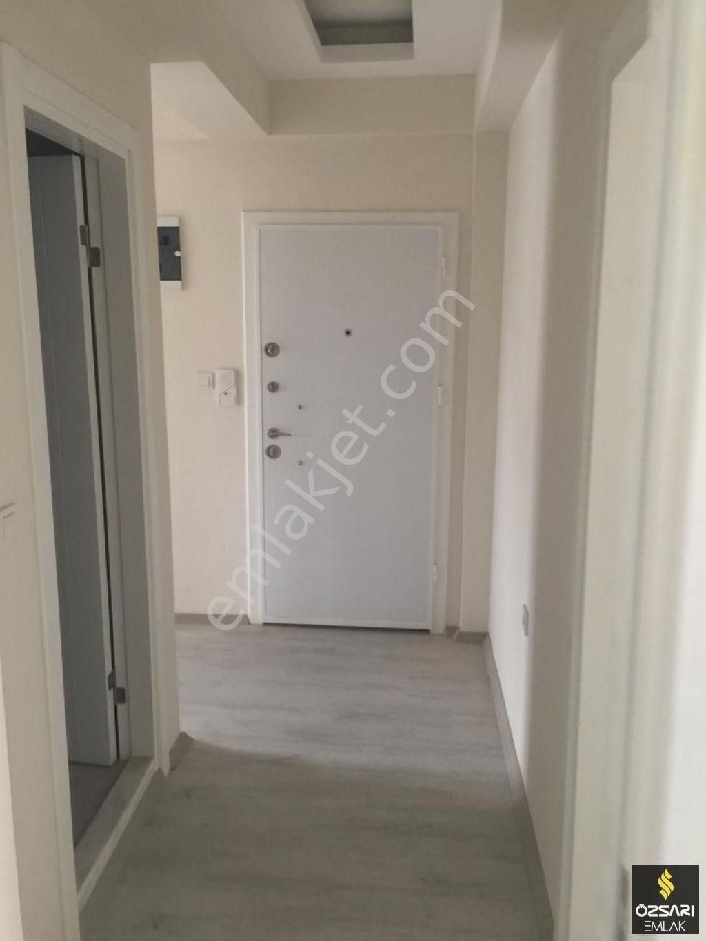 Bayraklı Çay Mahallesinde 2+1 Satılık Daire - Görsel 2