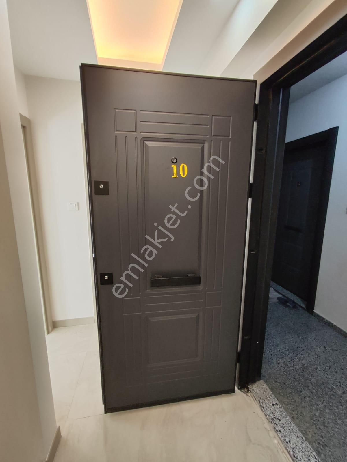 https://imaj.emlakjet.com/listing/13693487/4525B4036B7E0ADA3A90CA8C5E5DB17E13693487.jpeg