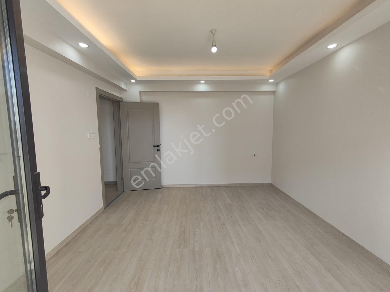 https://imaj.emlakjet.com/listing/13693487/BEA61C0650CF13F2BC840219EEDE7AD913693487.jpeg