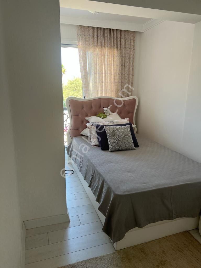 Boyalık Merkez Caddeplus Ayayorgi Yıllık Kiralık Bahçe Havuz 4+1 - Görsel 23