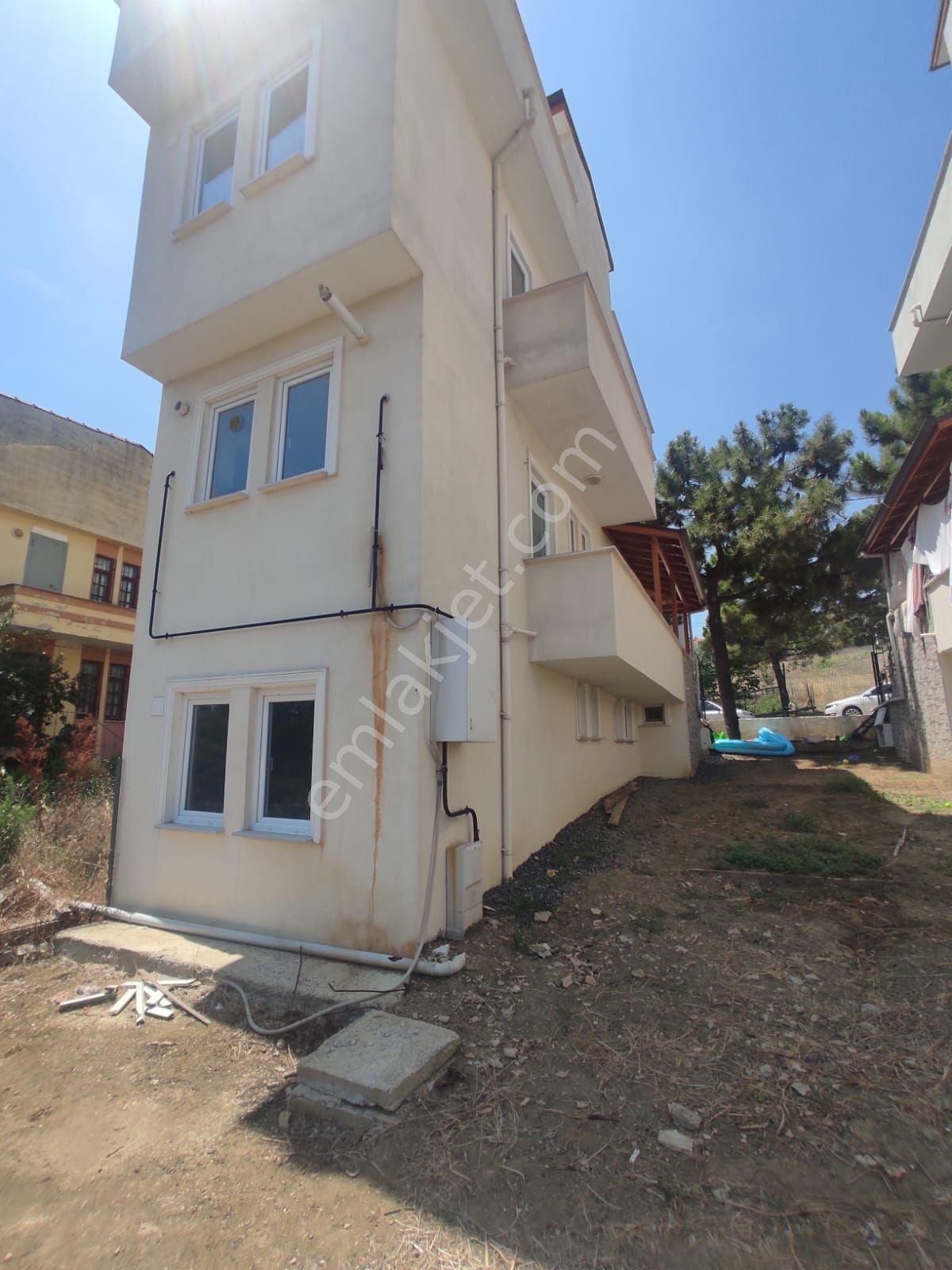 Süleymanpaşa Namık Kemal Satılık Villa Muhteşem Konumda 3.5 Katlı Villa Özel Yapim