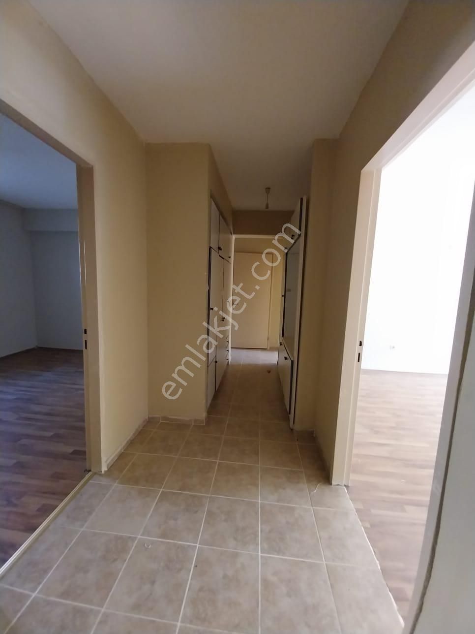 https://imaj.emlakjet.com/listing/13712511/58FDF635256CD8E34314BED03DA6111813712511.jpeg