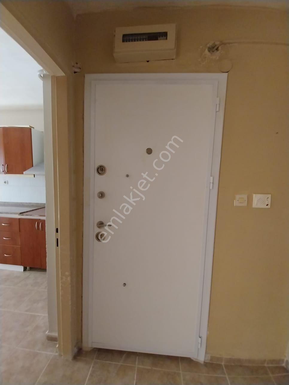 https://imaj.emlakjet.com/listing/13712511/8526B7D6D69B305F43601CAF7898BA9B13712511.jpeg