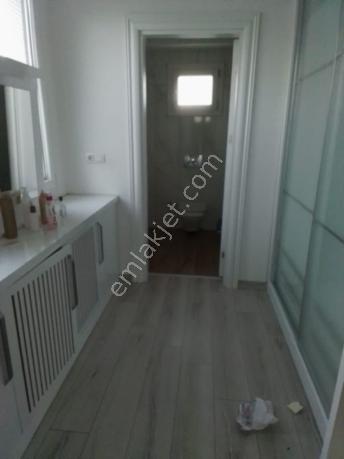 https://imaj.emlakjet.com/listing/13721685/9175212EDCB5BCD86FAA7A983B30627B13721685.jpeg