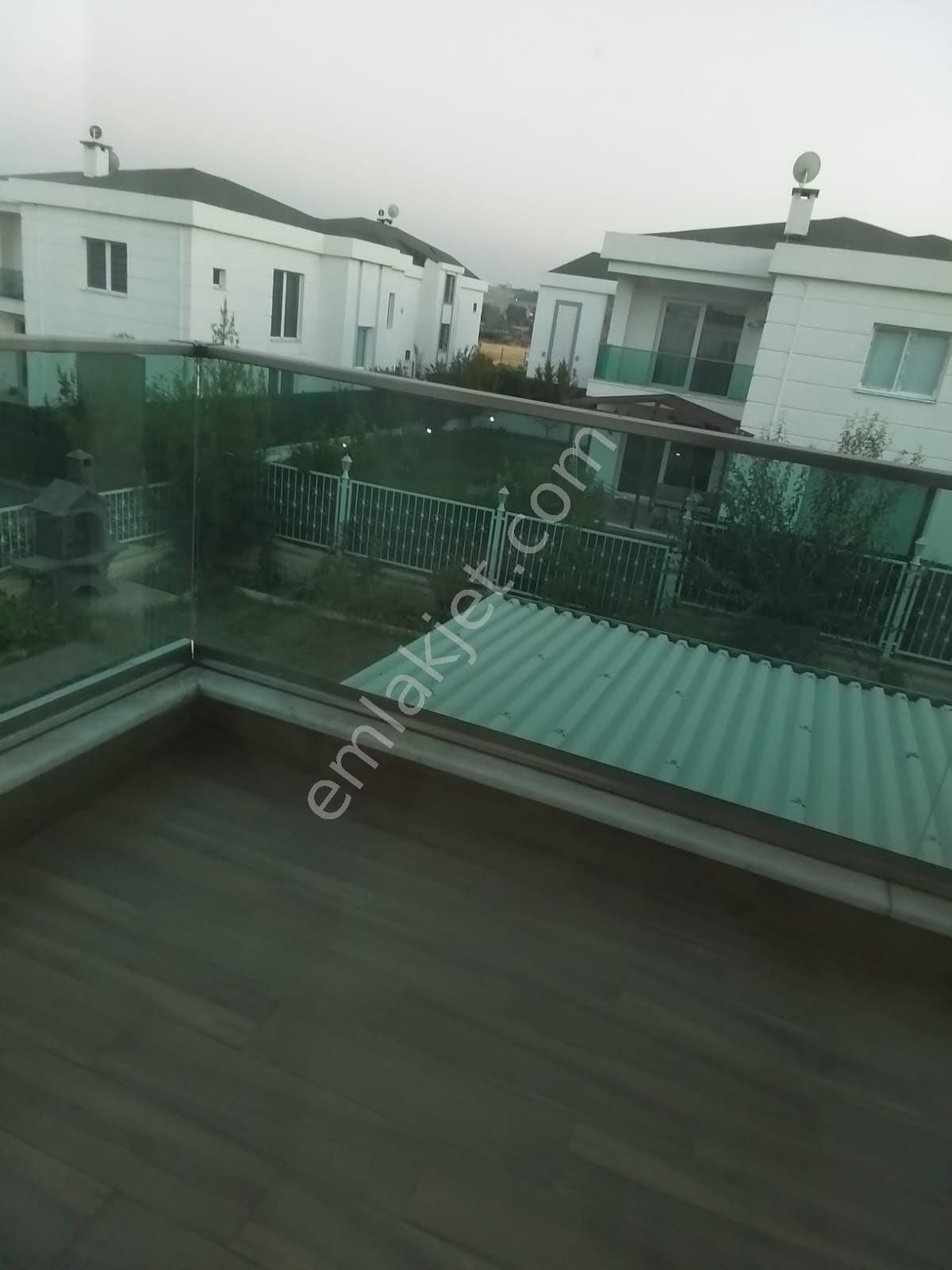 https://imaj.emlakjet.com/listing/13721685/E364A40ED6AB1C49250A3E958145361813721685.jpeg
