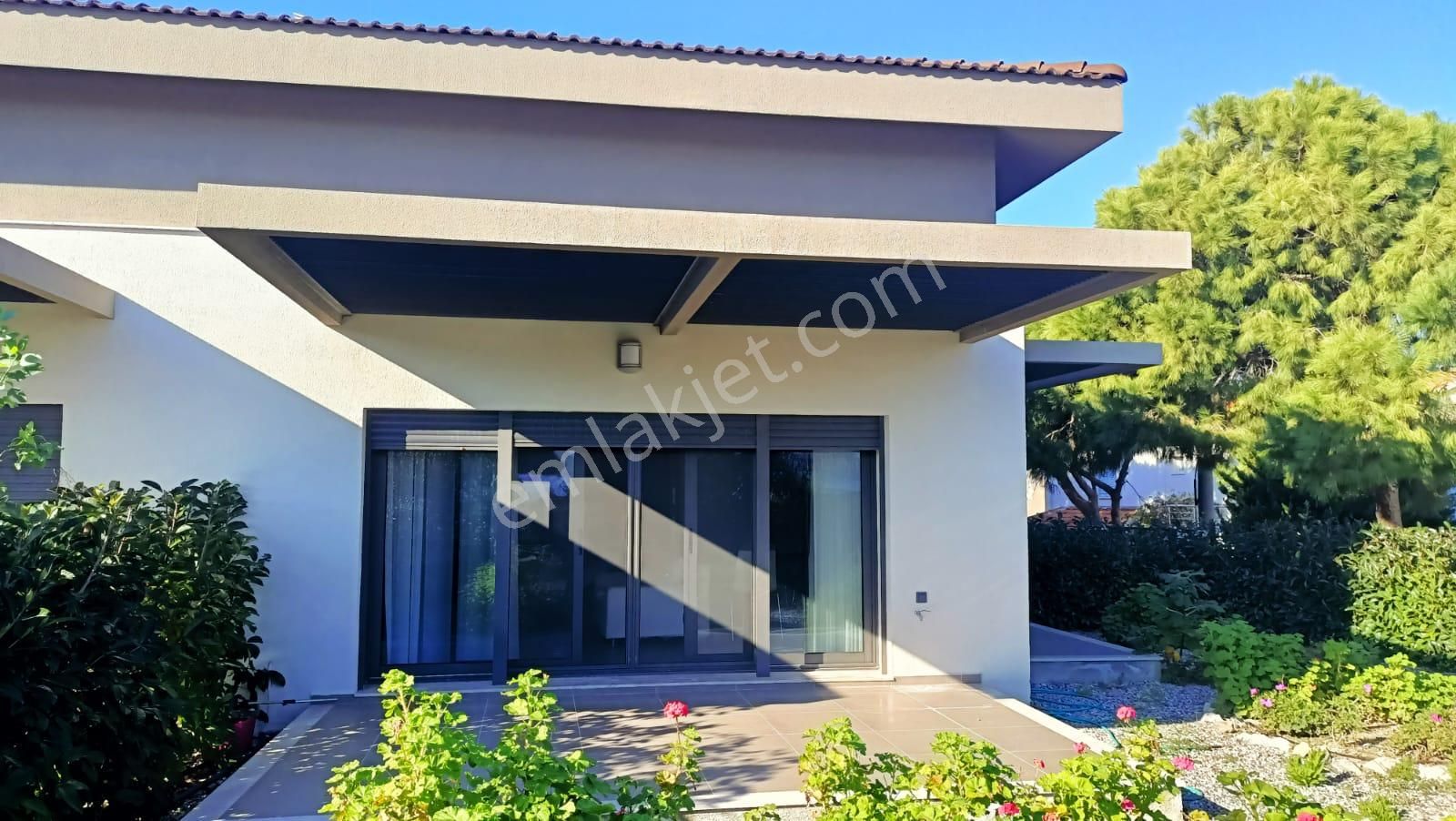 Alaçatı Gayrimenkulden Dalyan Marina Yakını Sezonluk Kiralık Villa. - Görsel 26