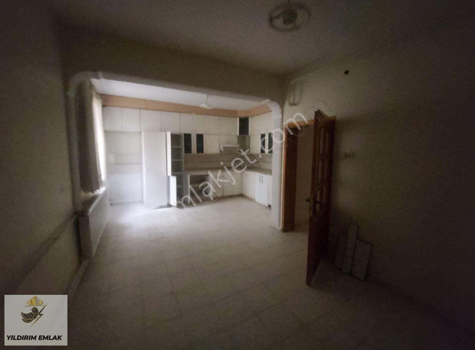 Yıldırım Emlak'tan Sehıtlıkte 3 Katlı Mustakıl Bina - Görsel 16