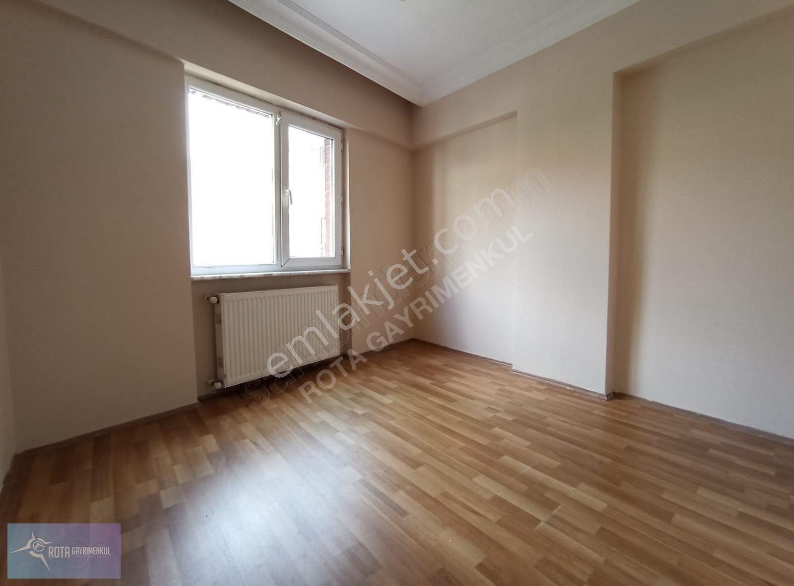 https://imaj.emlakjet.com/listing/13740378/63C7C2F81D37A2D651F78A40853BE8A313740378.jpg