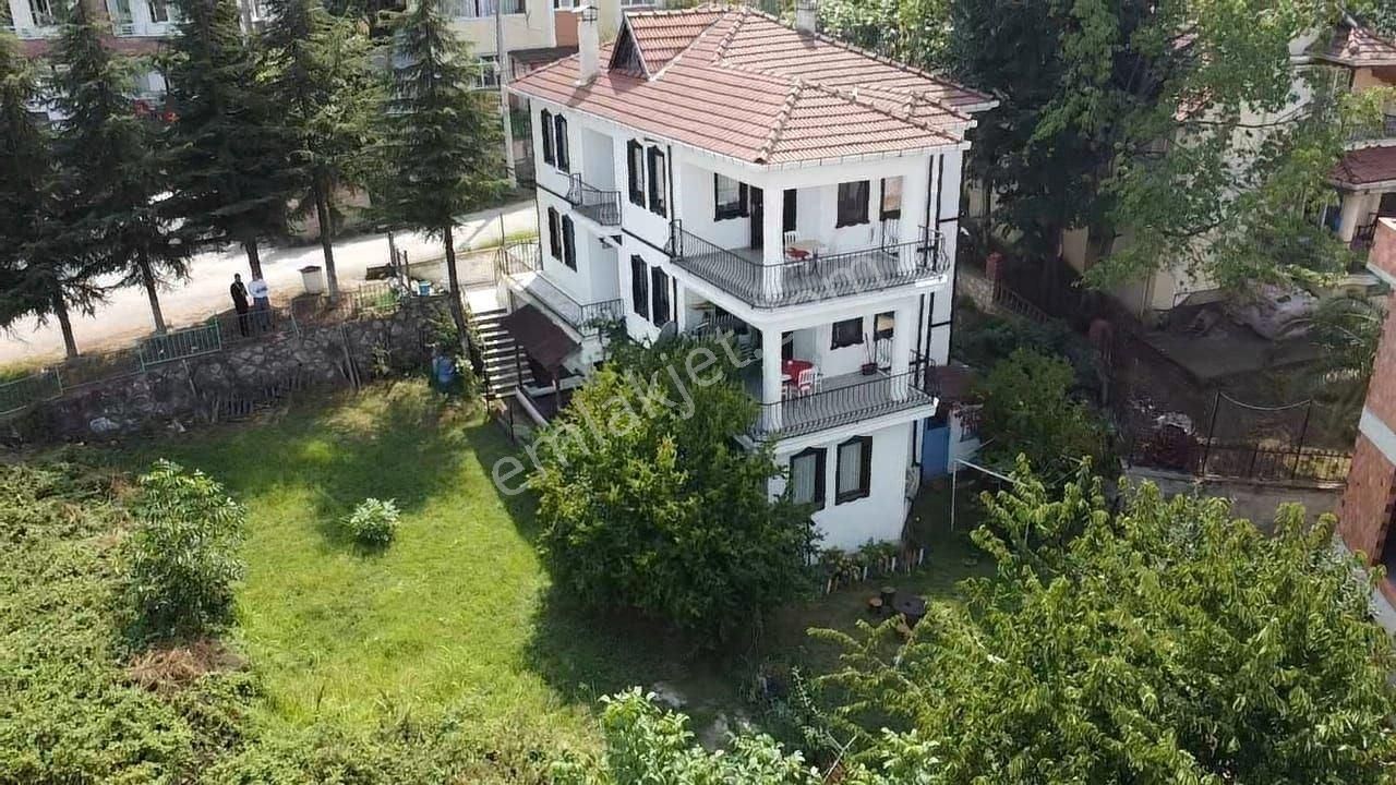 Gölcük Şehitler Satılık Villa KOCAELİ GÖLCÜK SARAYLI ŞEHİTLER MH SATILIK MÜSTAKİL BAHÇELİ VİLLA