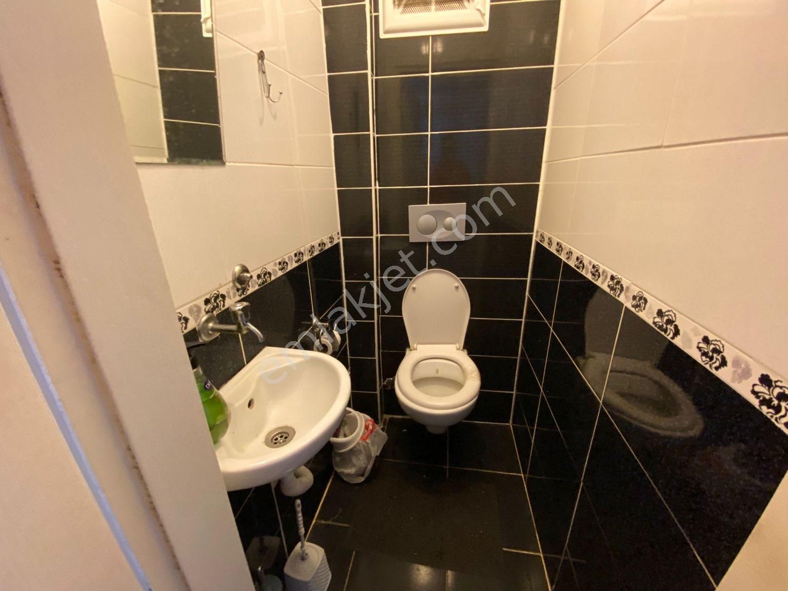 https://imaj.emlakjet.com/listing/13752580/D8843CE0401D77EB475A1FC95667F3C313752580.jpg