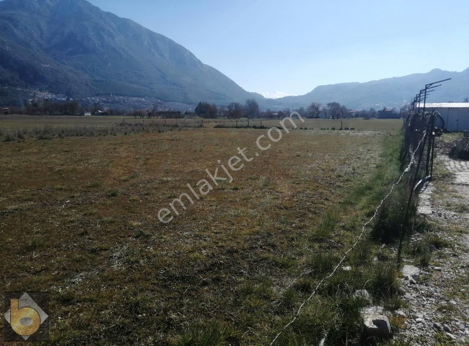 Fethiye Yeşilüzümlü Satılık Tarla Fethiye Yeşil Üzümlü Gölyeri Mevki Satılık Arazi