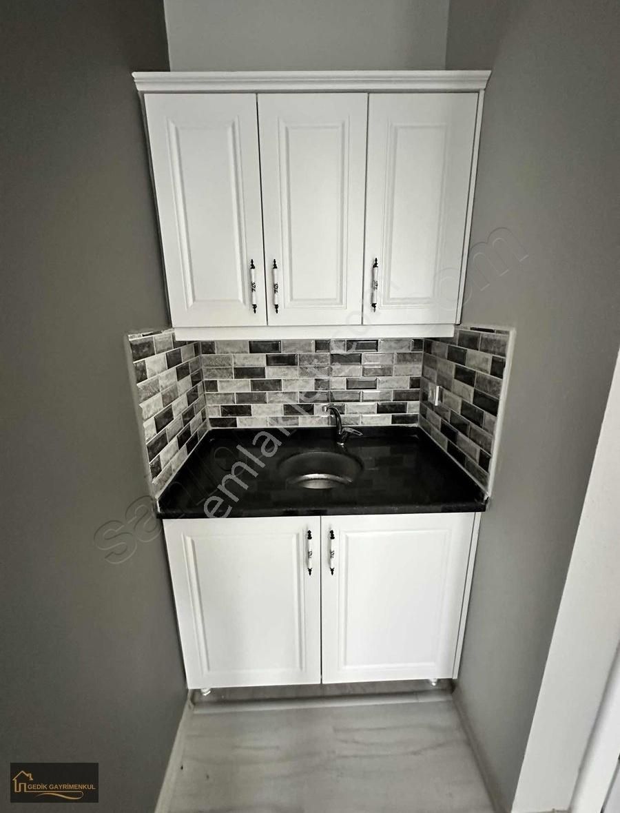 https://imaj.emlakjet.com/listing/13765508/05439050AE00DEE0CA5434E6F799A01013765508.jpg