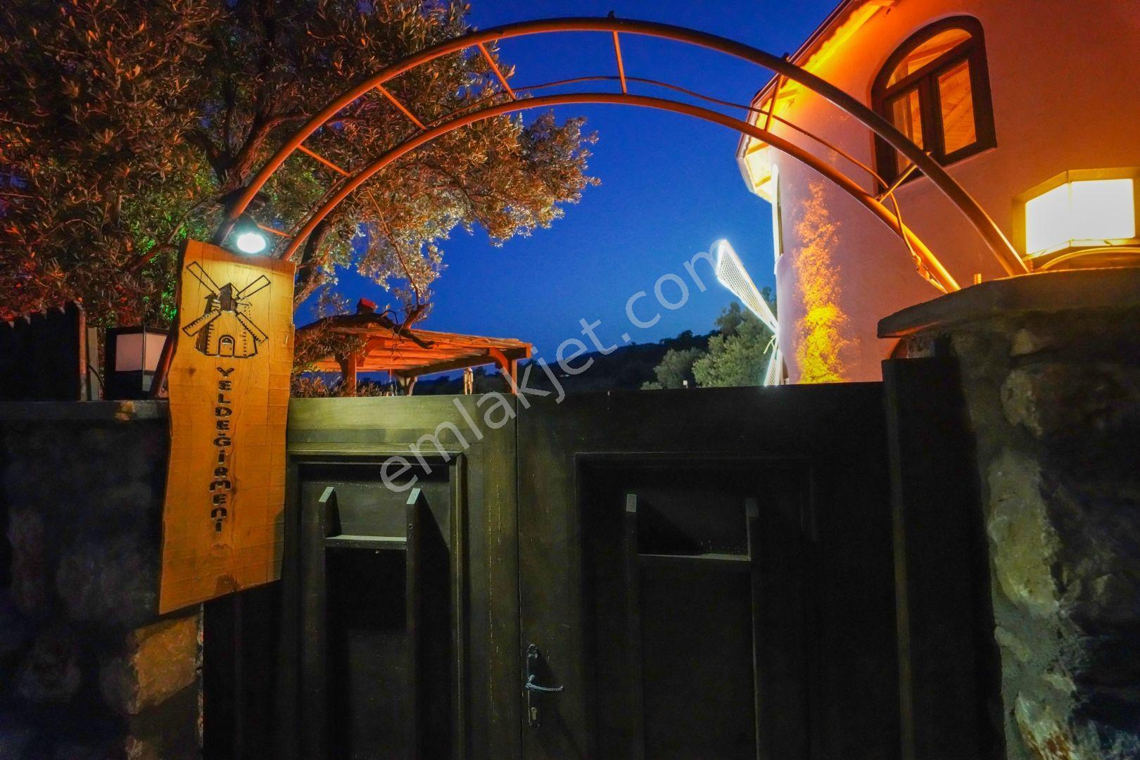 Satılık Deniz Manzaralı Yel Değirmeni Konsept Villa. - Görsel 21