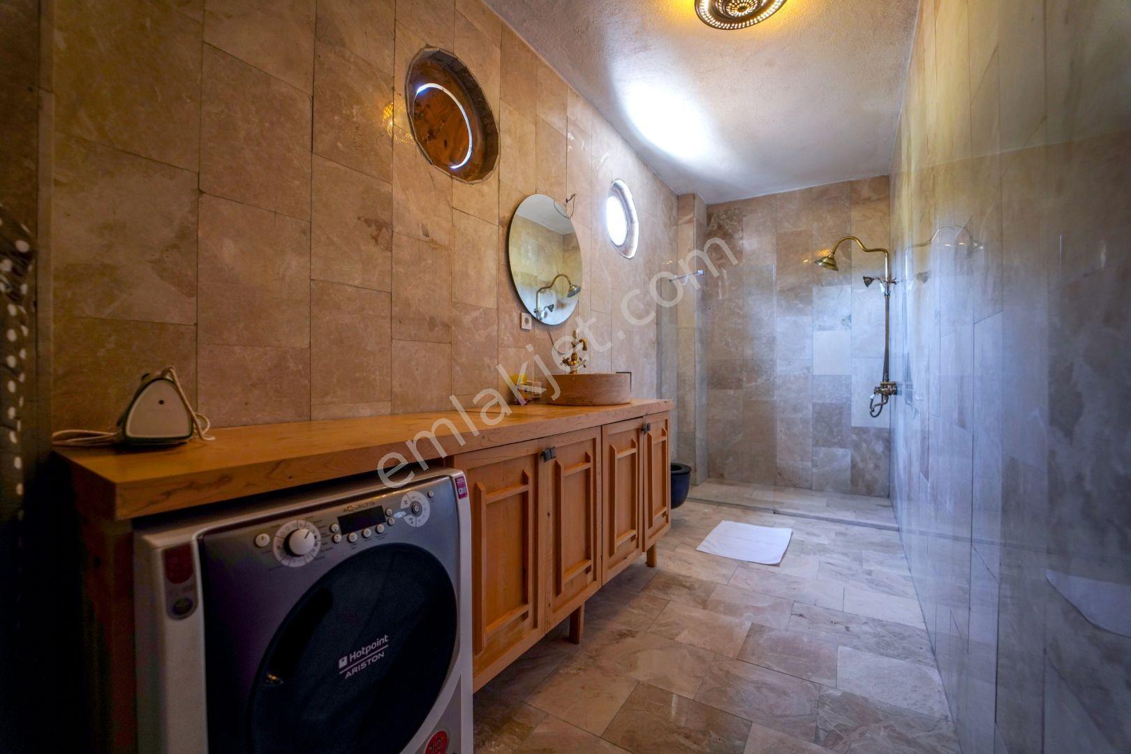 Satılık Deniz Manzaralı Yel Değirmeni Konsept Villa. - Görsel 28