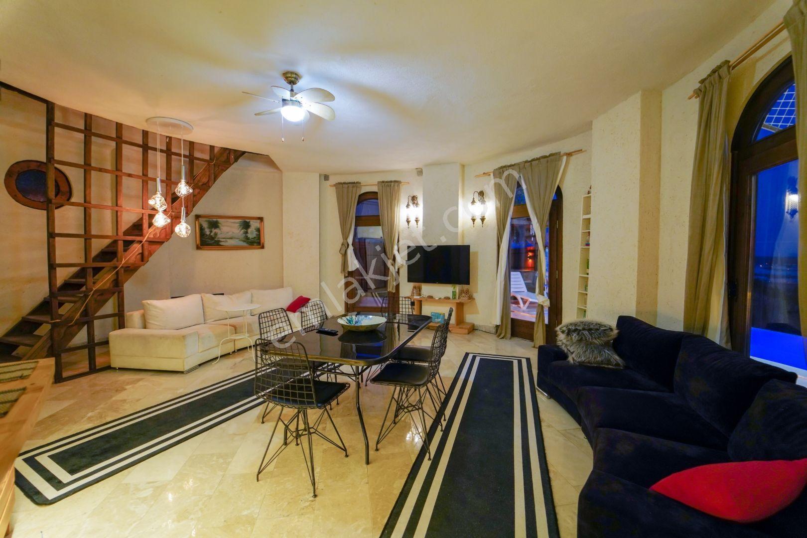 Satılık Deniz Manzaralı Yel Değirmeni Konsept Villa. - Görsel 13