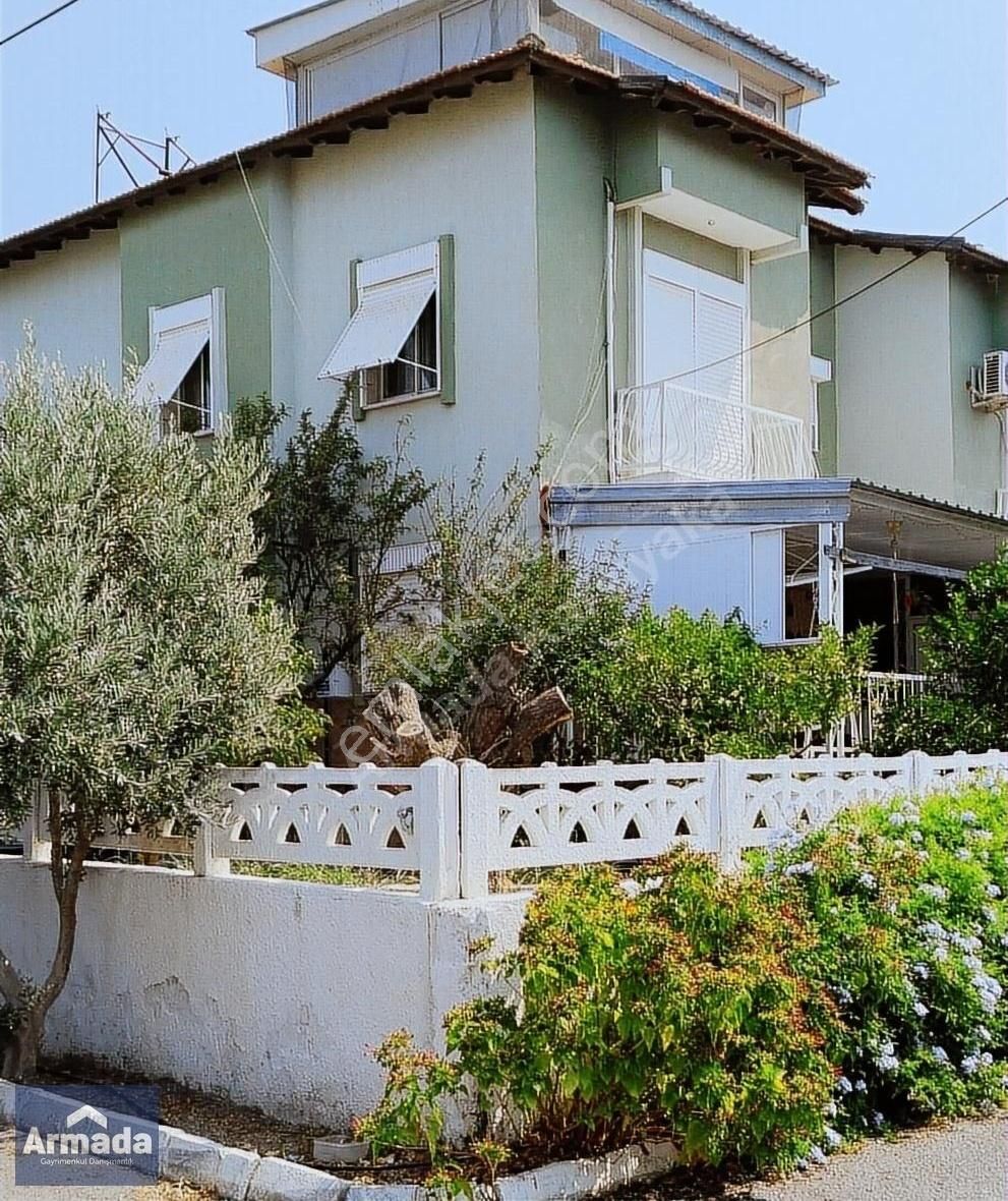 Seferihisar Hıdırlık Satılık Villa ACİL!! Seferihisar Akarcalı'da eşyalı havuzlu site içinde villa