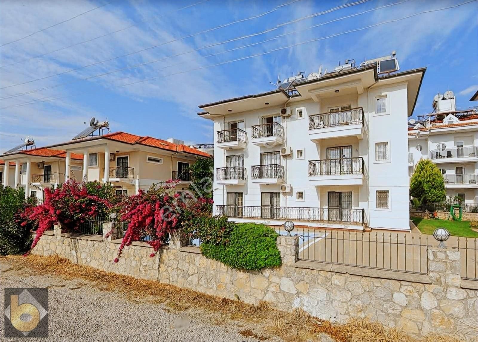 Fethiye Çalış Plajda Havuzlu Eşyalı Daire Katta Tek Daire - Görsel 2