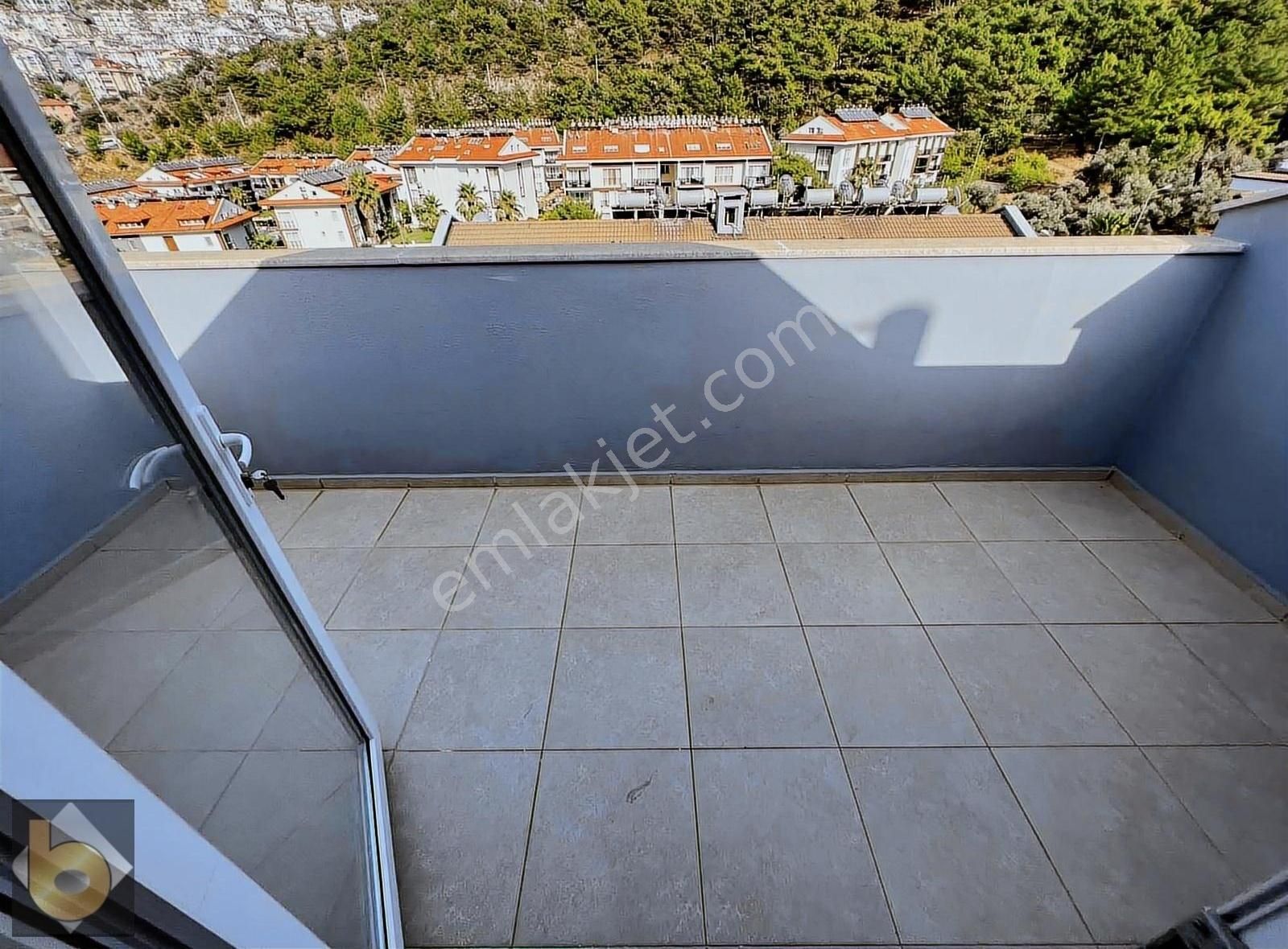 Fethiyede Dev Ev Patlangıç Havuzlu Eşyalı Dublex Daire - Görsel 19