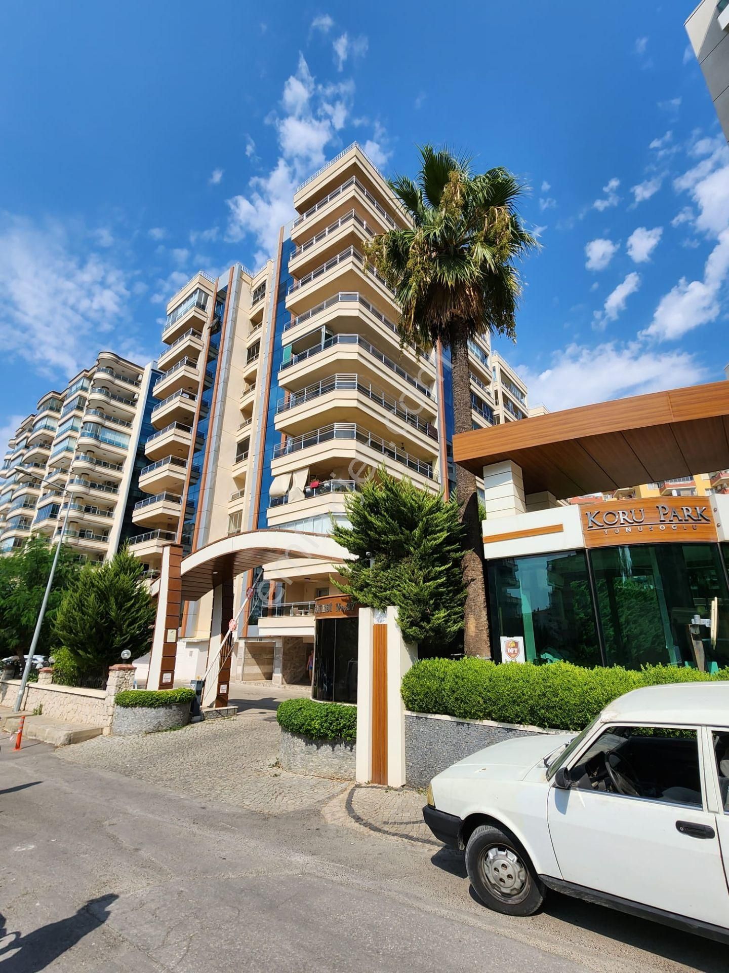 Balçova Korutürk Satılık Daire  BALÇOVA KORUTÜRK MAHALLESİNDE SİTE İÇİ 4+1 ARA KAT DENİZ MANZARALI SATILIK DAİRE