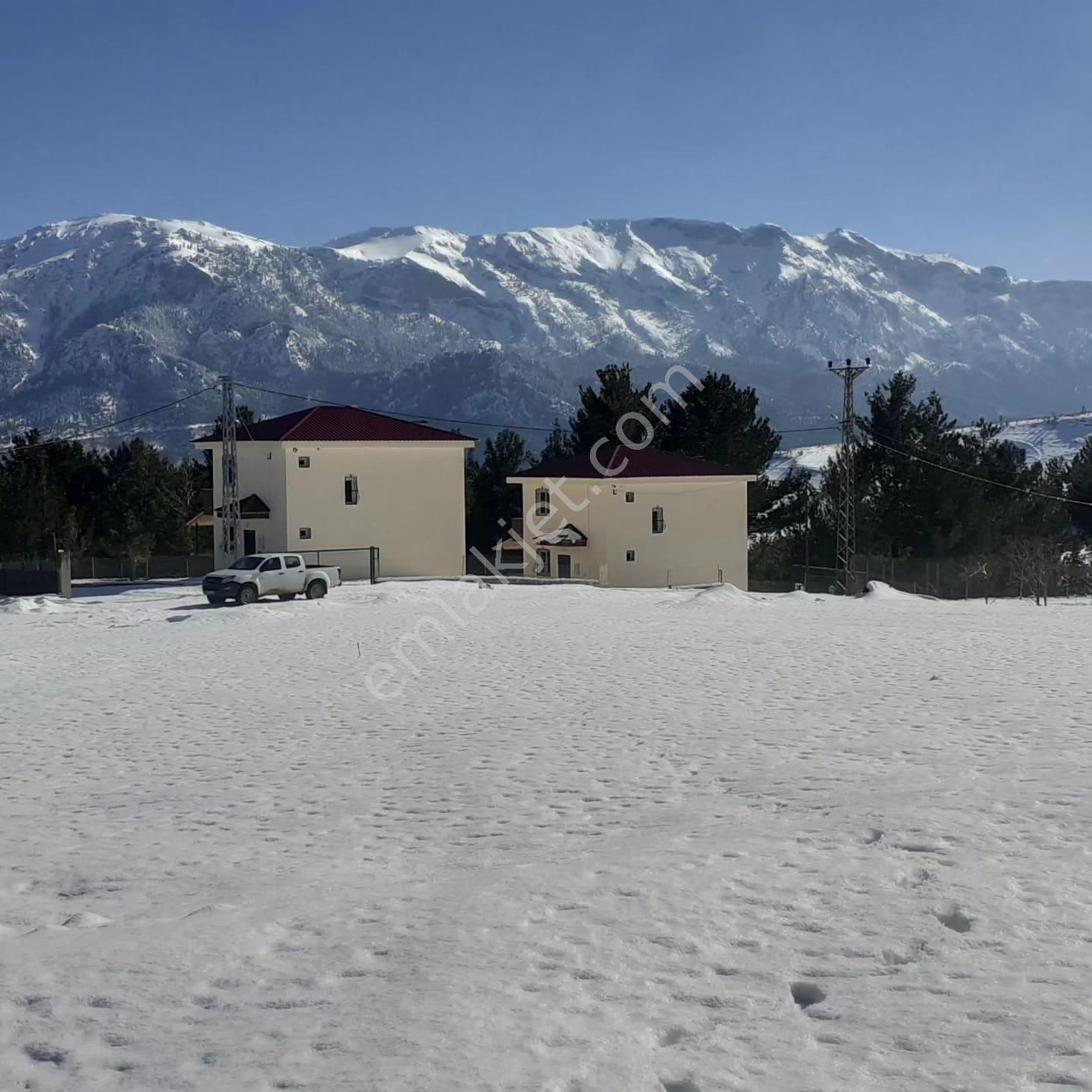 Pozantı Kar Emlaktan Körmenlik Mevkiinde Satılık 750m2 Arsa - Görsel 3