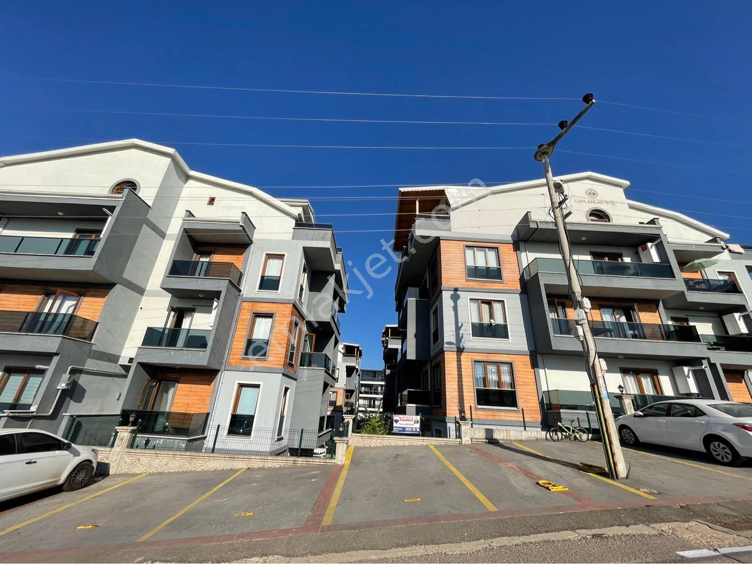 Başiskele Barbaros Satılık Daire BAŞİSKELE ROSE GARDEN SİTESİNDE SATILIK 2+1 DAİRE